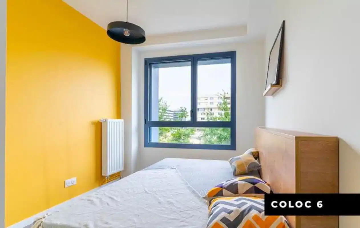 Kitchen?w=400&h=260&fit=crop&q=40&auto=format&trim=auto