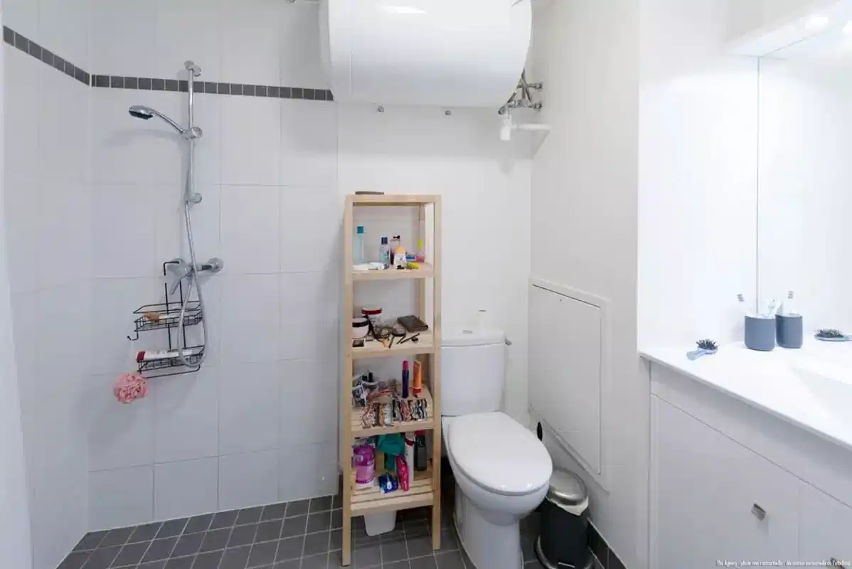 Common Area?w=400&h=260&fit=crop&q=40&auto=format&trim=auto