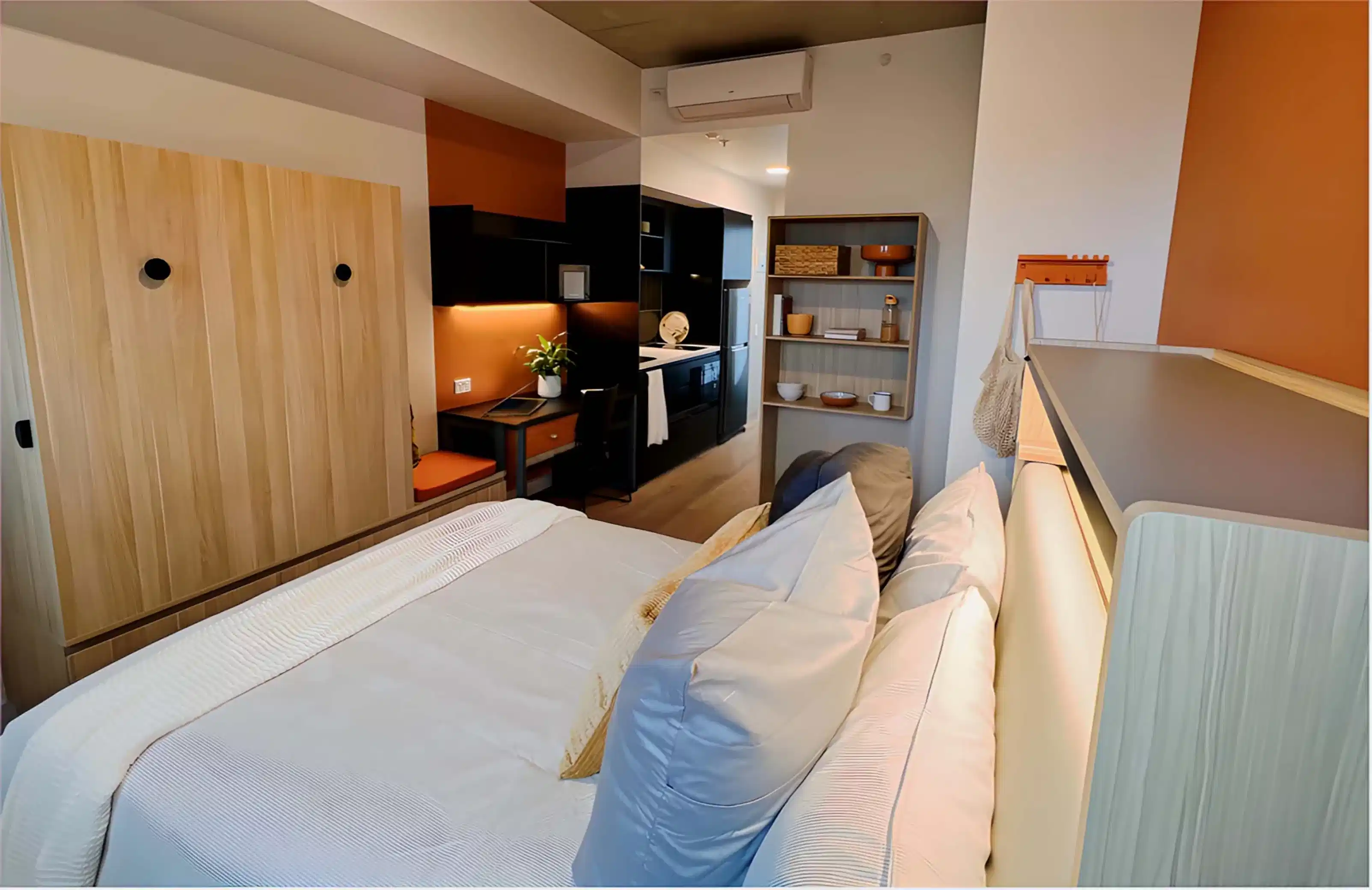 Bathroom?w=400&h=260&fit=crop&q=40&auto=format&trim=auto