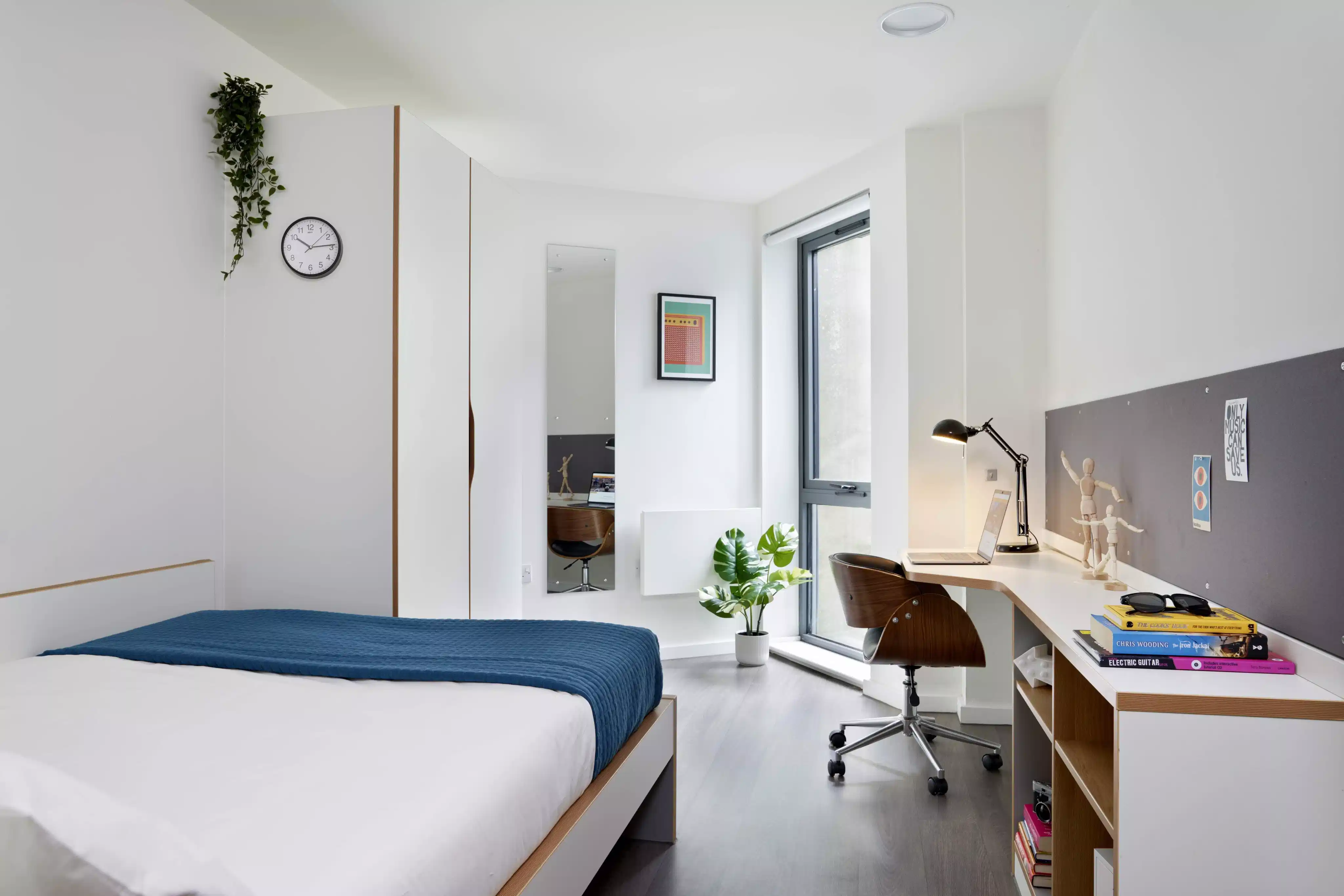 Kitchen?w=400&h=260&fit=crop&q=40&auto=format&trim=auto