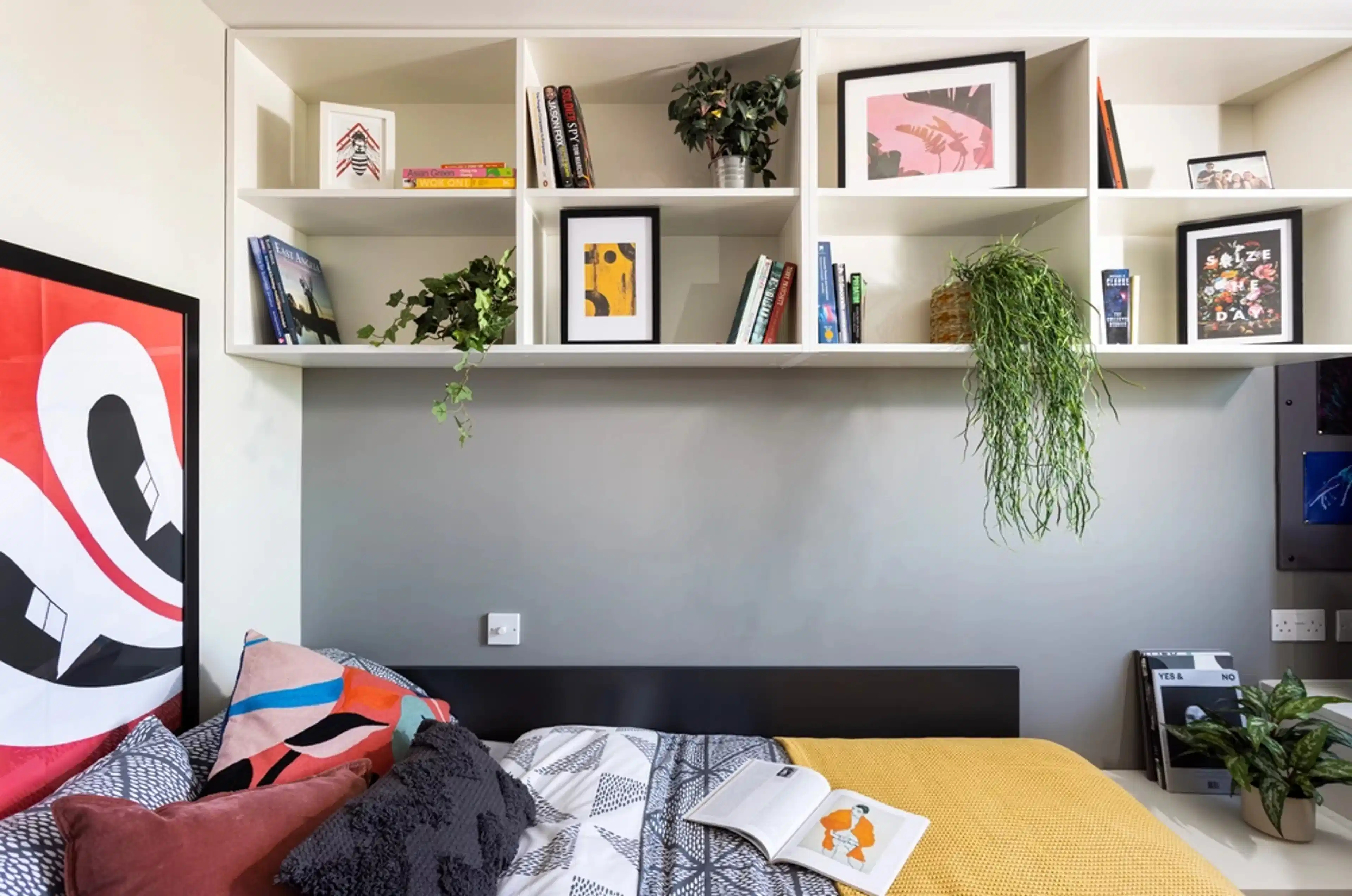 Amenities?w=400&h=260&fit=crop&q=40&auto=format&trim=auto