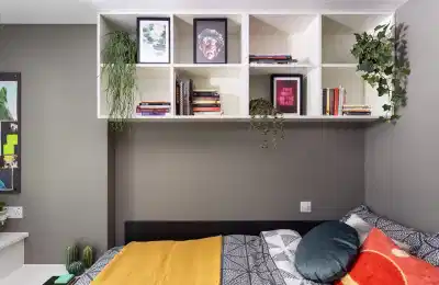 Common Area?w=400&h=260&fit=crop&q=40&auto=format&trim=auto