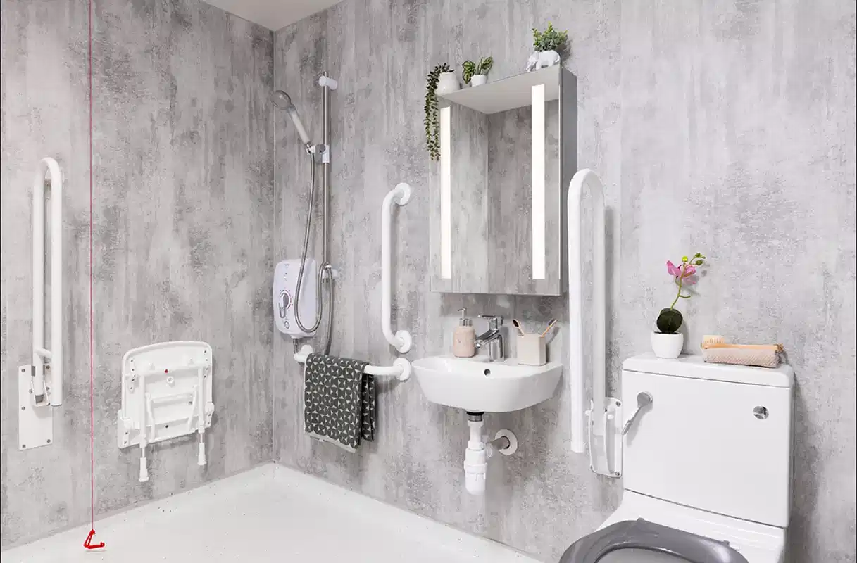 Exterior?w=400&h=260&fit=crop&q=40&auto=format&trim=auto