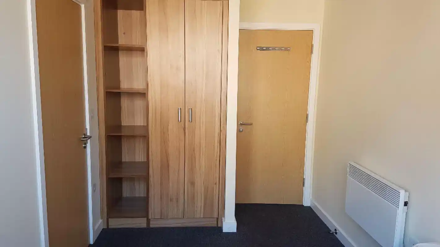 5 Bedroom Ensuite - Room?w=400&h=260&fit=crop&q=40&auto=format&trim=auto