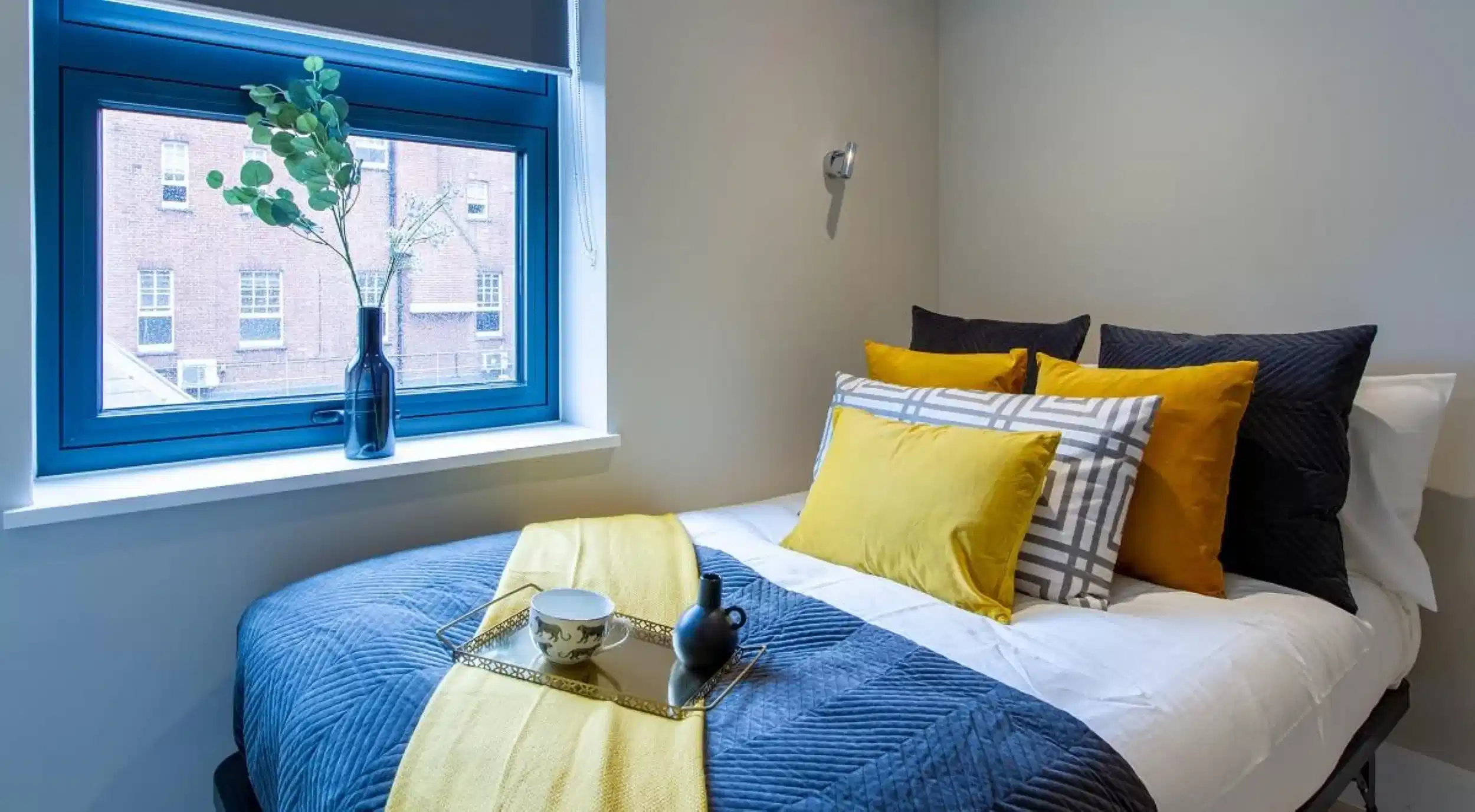 Gold Studio - Bedroom