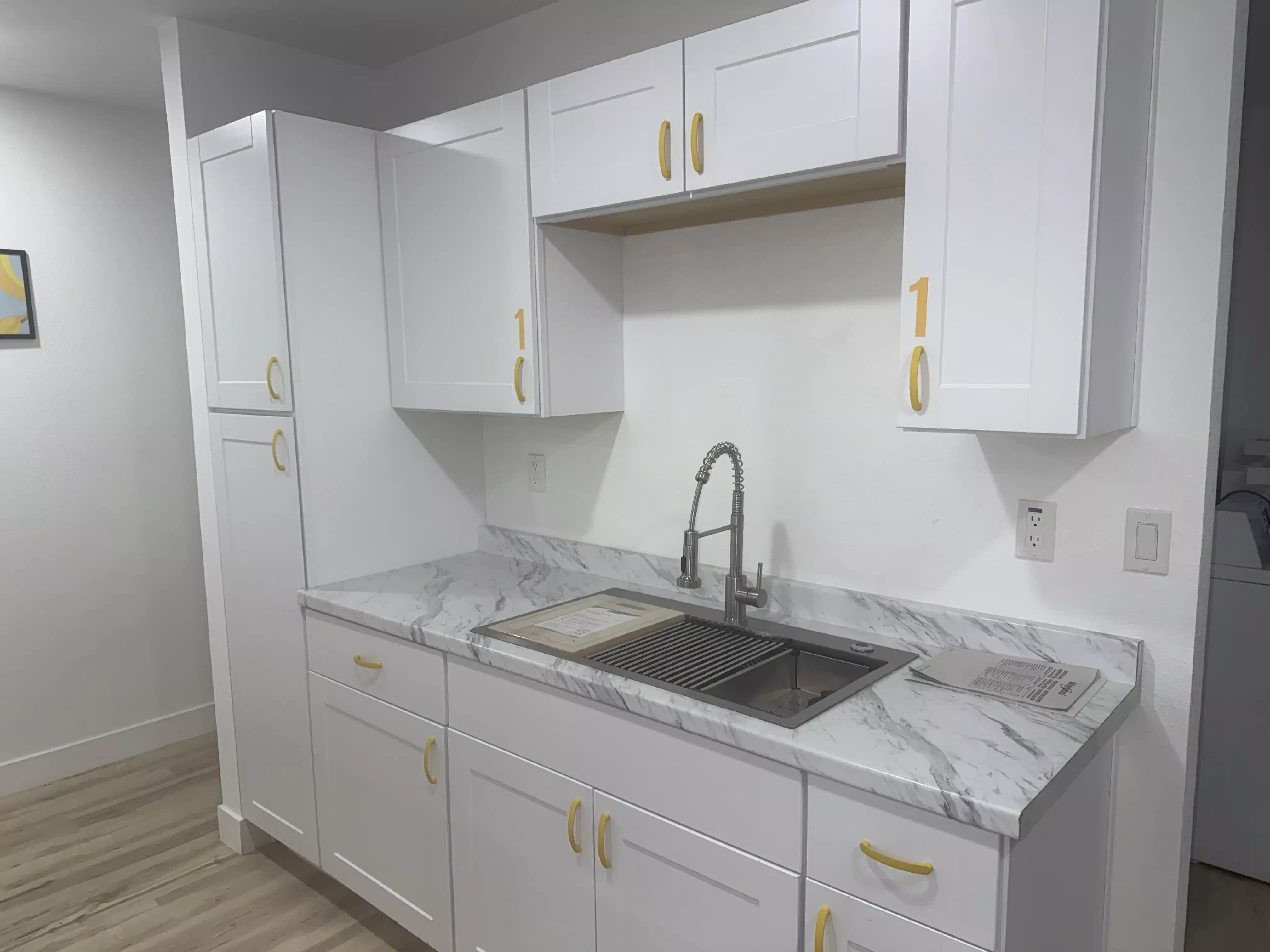 #38172: Room in 9 Bed 9 Bath - Bathroom?w=400&h=260&fit=crop&q=40&auto=format&trim=auto