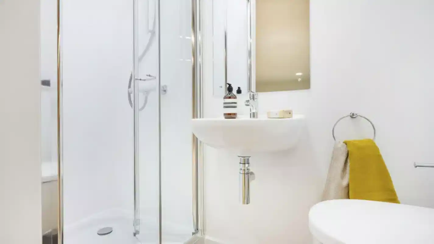 Kitchen?w=400&h=260&fit=crop&q=40&auto=format&trim=auto