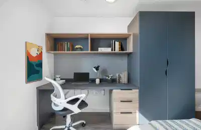 Common Area?w=400&h=260&fit=crop&q=40&auto=format&trim=auto