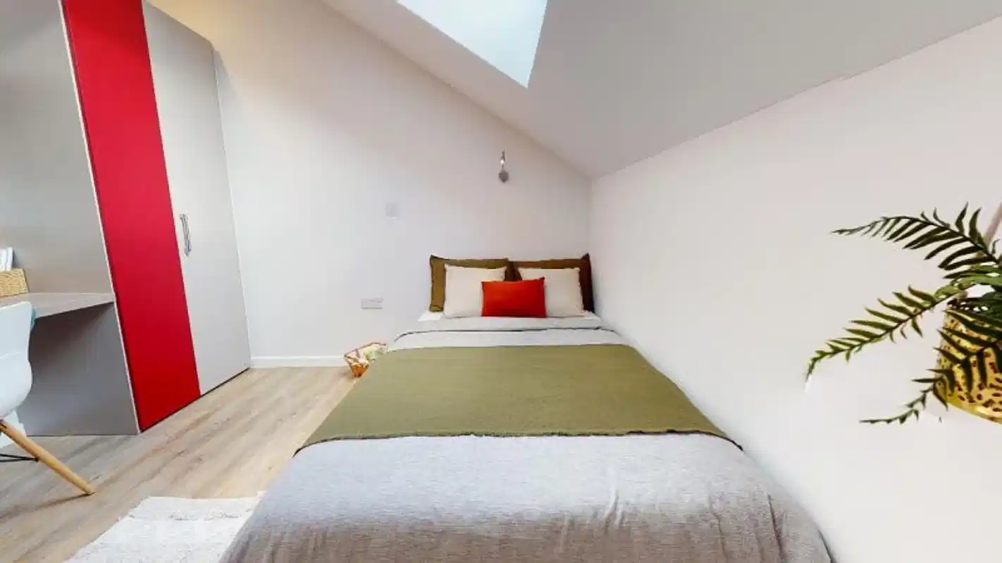 Silver 2 Bed Apartment
