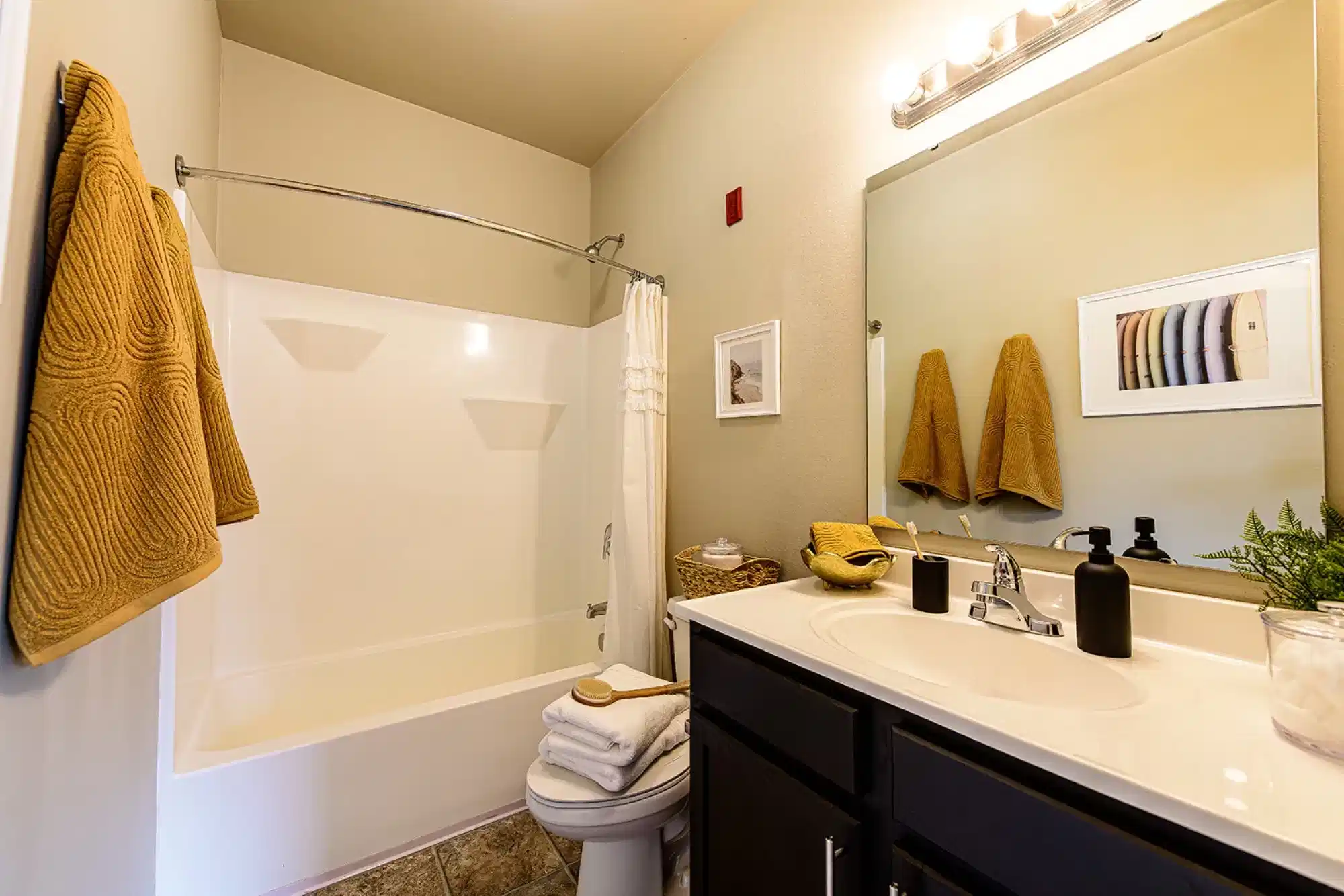 The Dillon, Bloomington - Bloomington, Indiana, United States - Bathroom