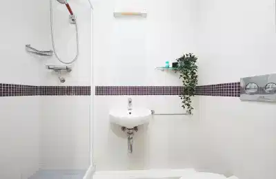 Amenities?w=400&h=260&fit=crop&q=40&auto=format&trim=auto