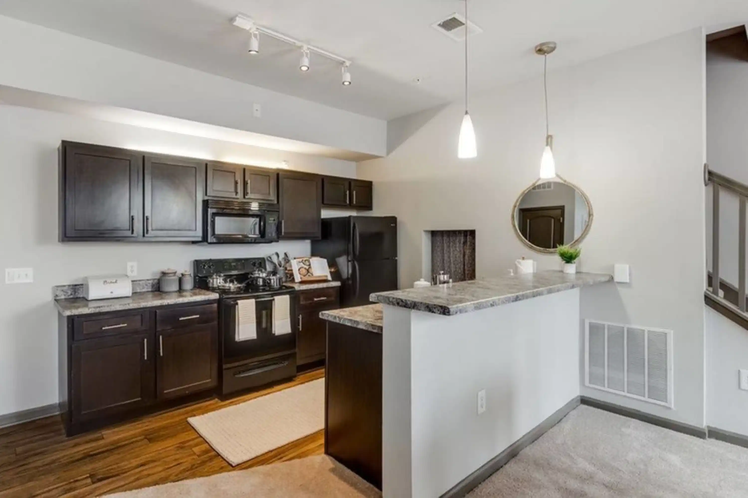 The James, Richmond - Richmond, Virginia, United States - Kitchen