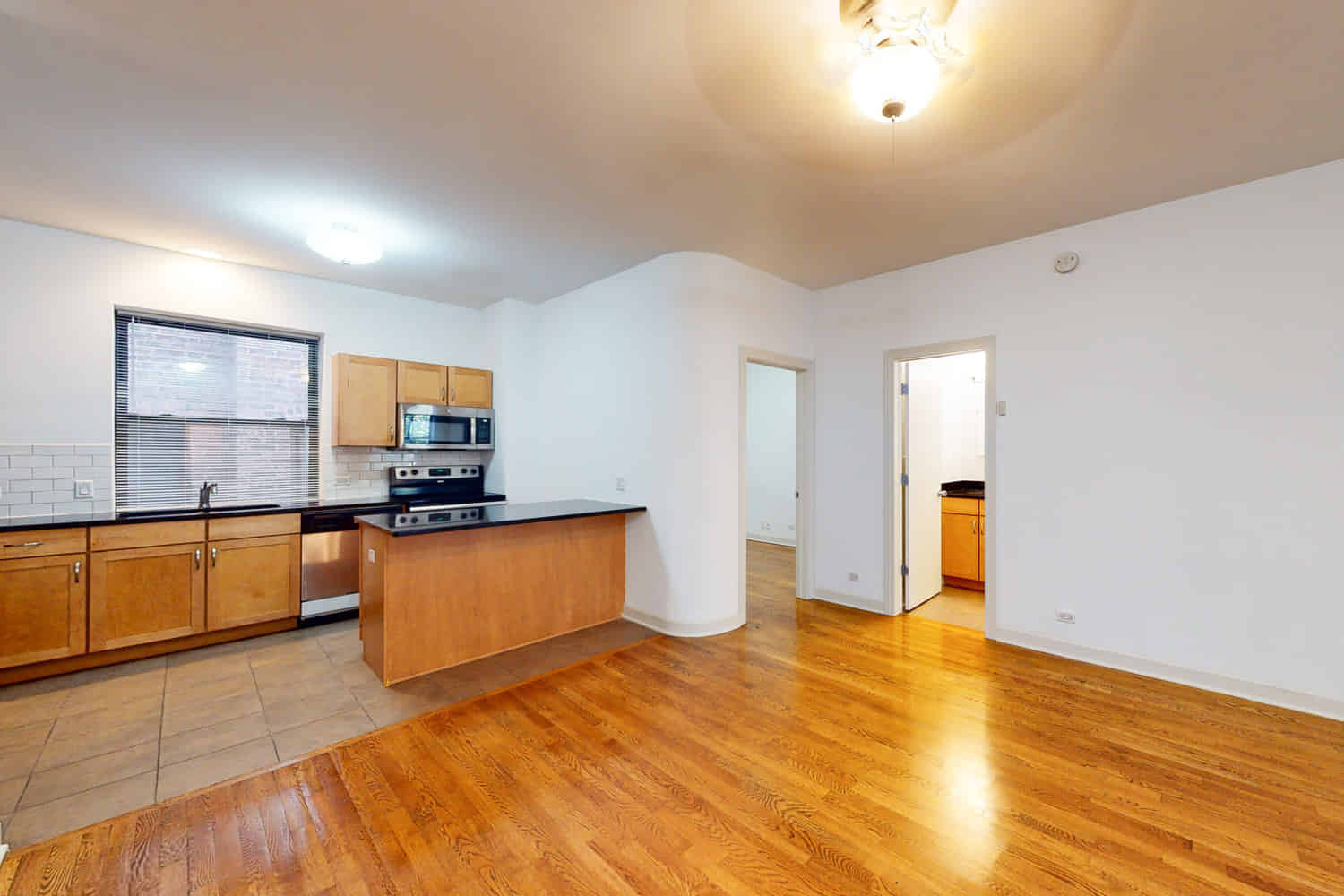 Kitchen?w=400&h=260&fit=crop&q=40&auto=format&trim=auto