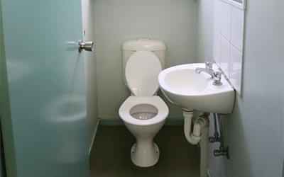 Kitchen?w=400&h=260&fit=crop&q=40&auto=format&trim=auto