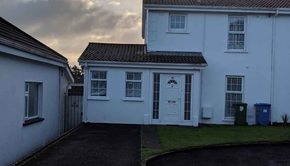 Kitchen?w=400&h=260&fit=crop&q=40&auto=format&trim=auto