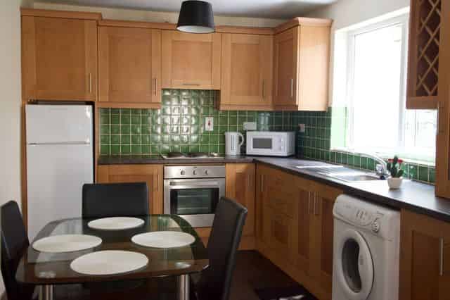St Patrick’s Avenue B Eyre Square, Galway - Galway, Ireland - Kitchen