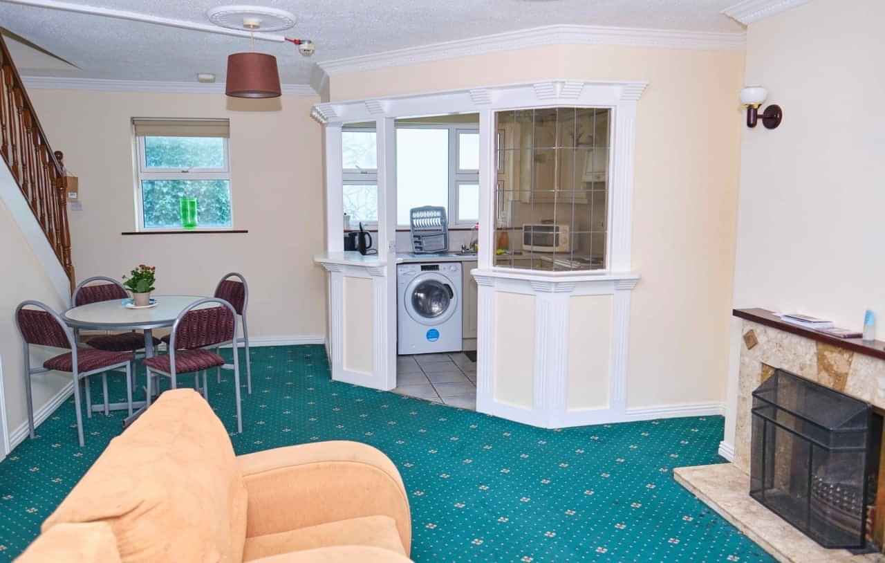 Lenaboy Gardens A, Salthill - Galway, Ireland - Amenities