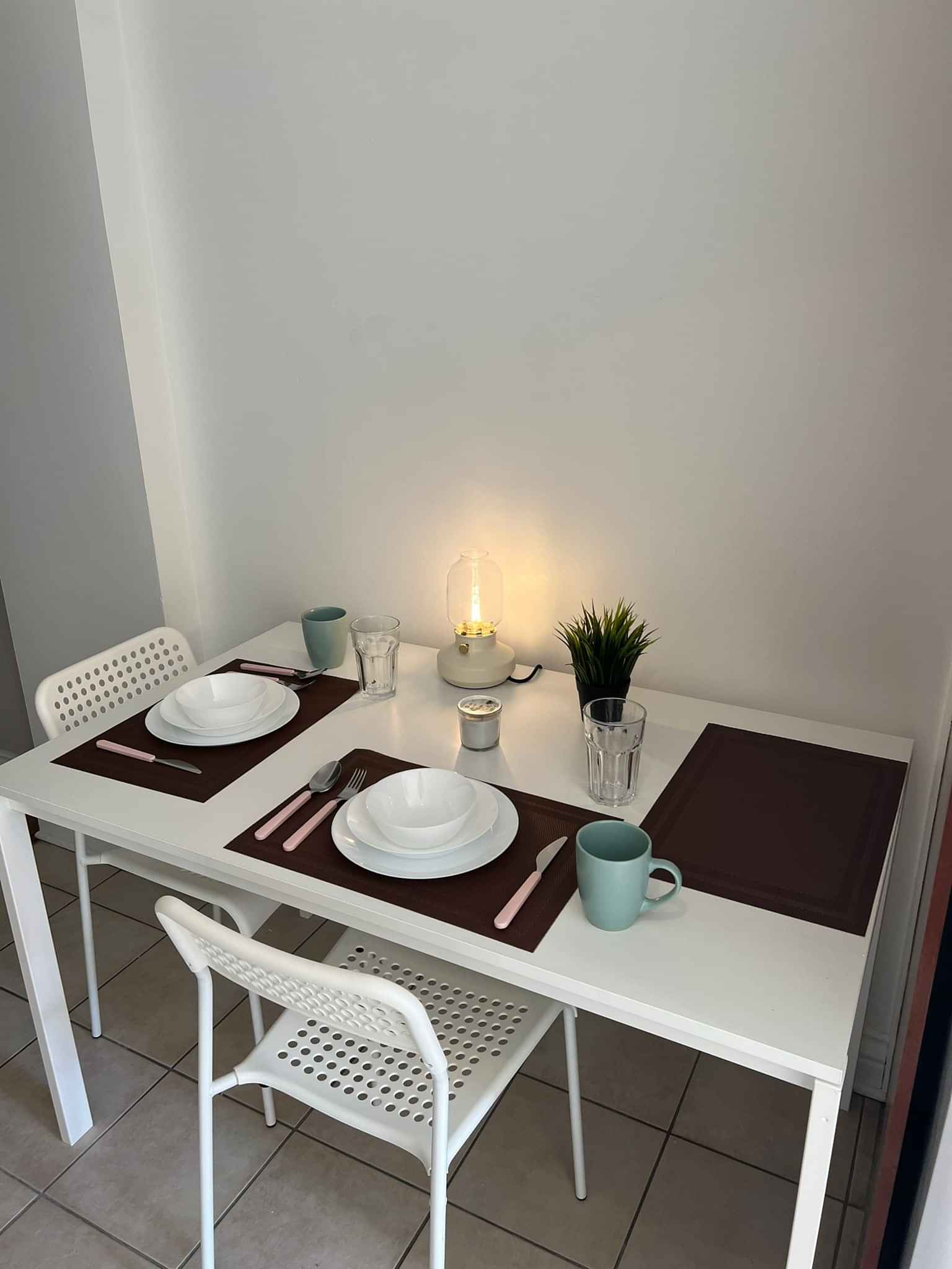 Pearson Housing Drummond Street, Montreal - Montreal, Canada - Amenities