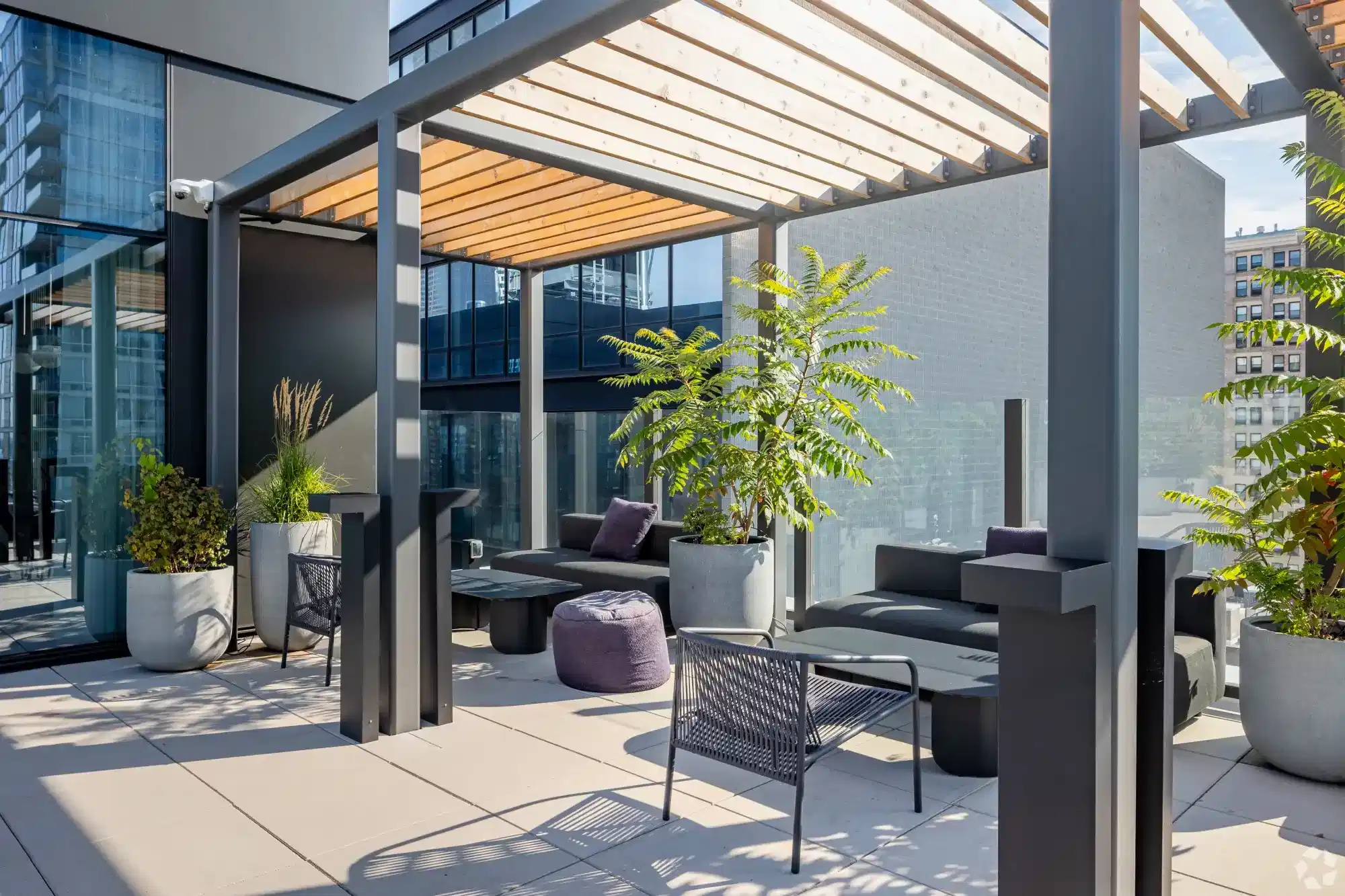 Straits Row, Chicago - Chicago, Illinois, United States - Exterior