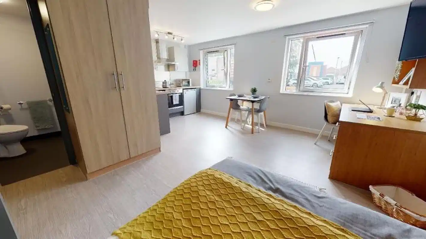 Gold En Suite Premium