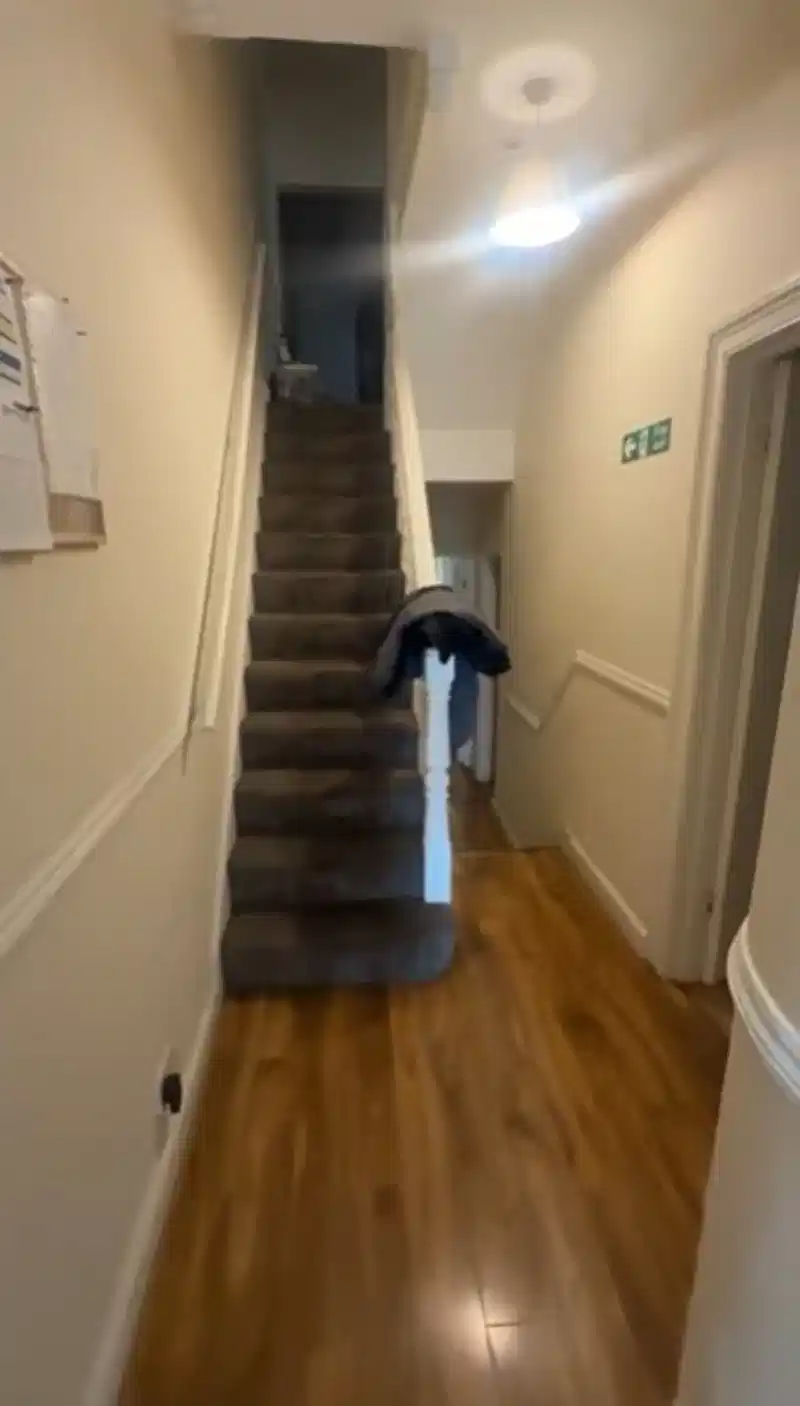 Room in a 8 Bedroom Apartment, 184 Portway, London E15 3QW - London, England, United Kingdom - 8 Bedroom Apartment - Common Area