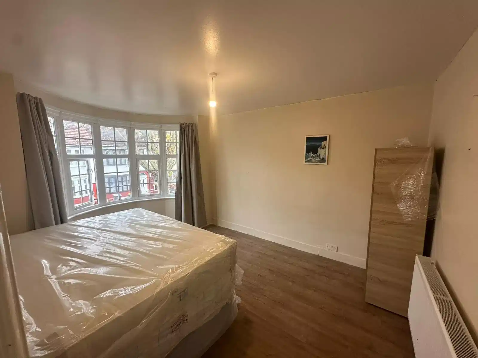 Room in a 6 Bedroom Apartment, 47 Landseer Ave, London E12 6JE - London, England, United Kingdom - 6 Bedroom Apartment - Bedroom