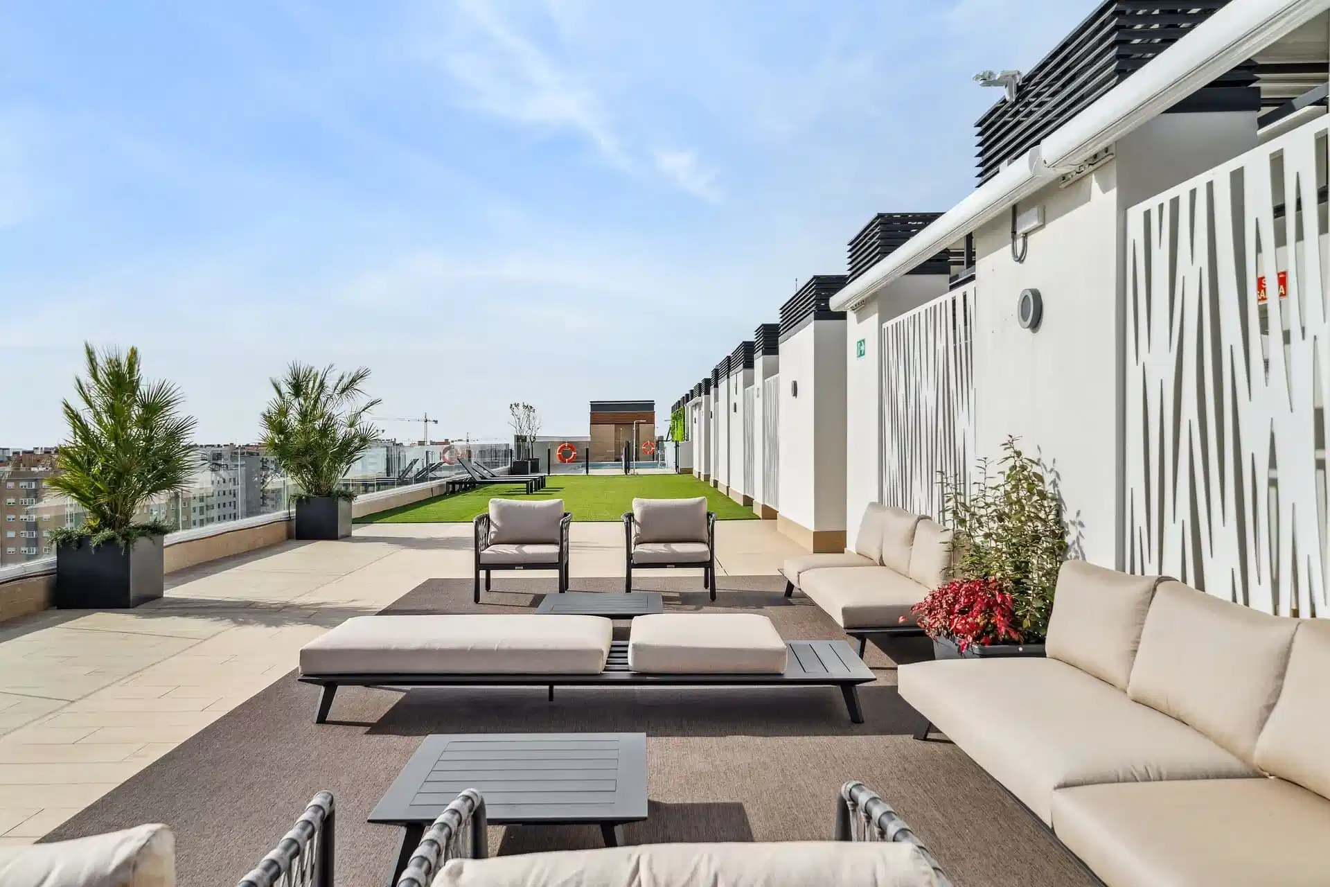 HAB 28051, Madrid - Madrid, Spain - Exterior