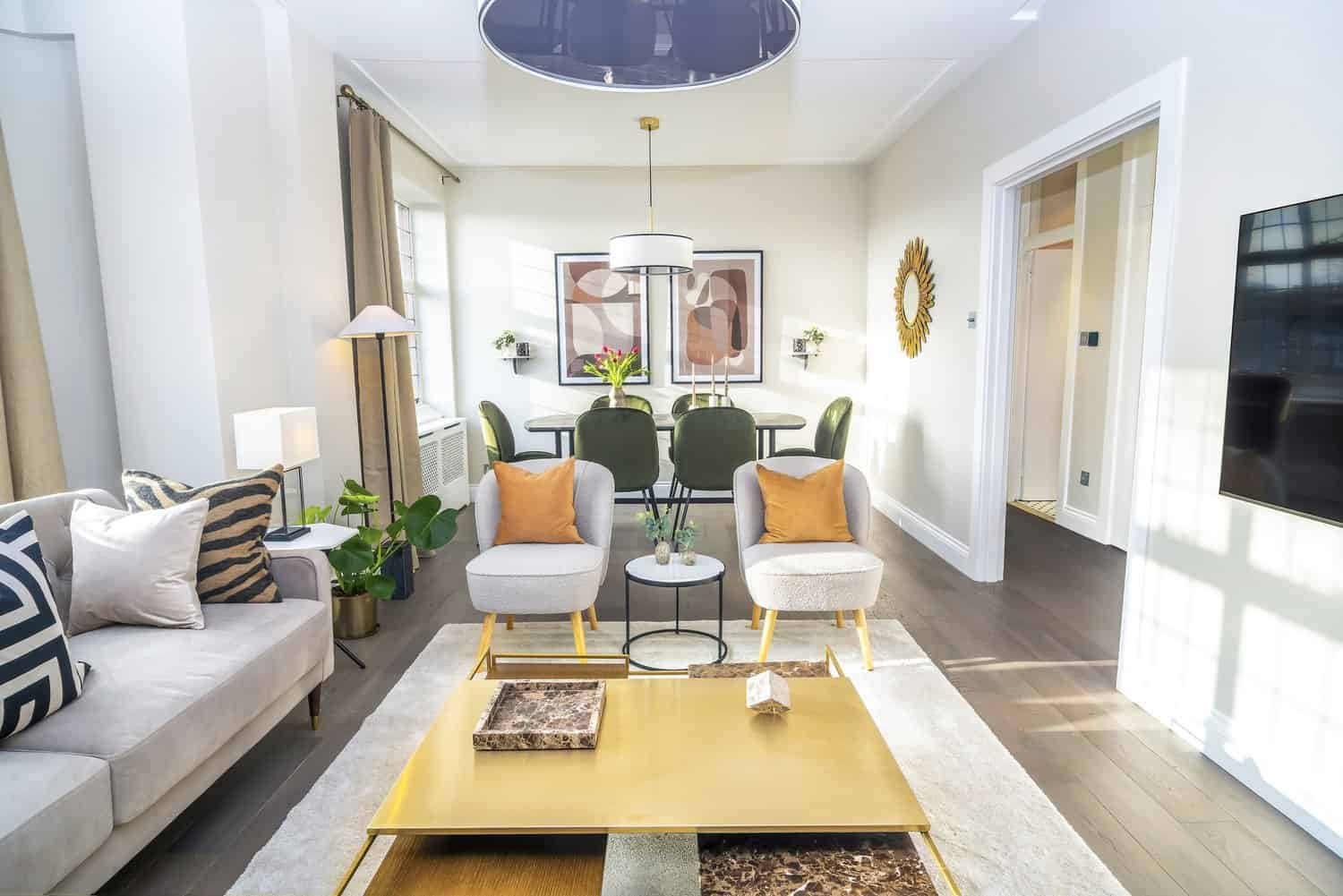 Do not Edit, Testing Inventory, HMO_Entire-Old-Pay-Depo-BriYes - London, England, United Kingdom - Common Area