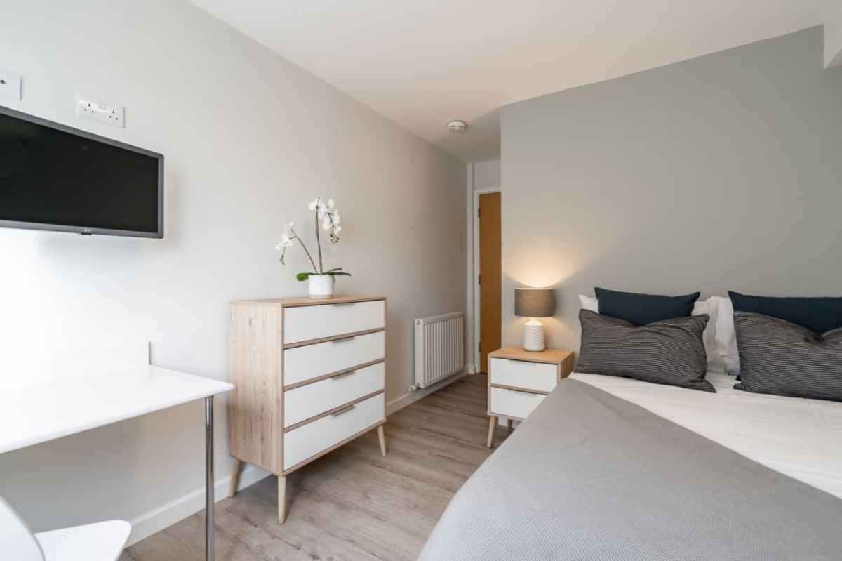 The Square, Newcastle Upon Tyne - Newcastle Upon Tyne, England, United Kingdom - Bedroom