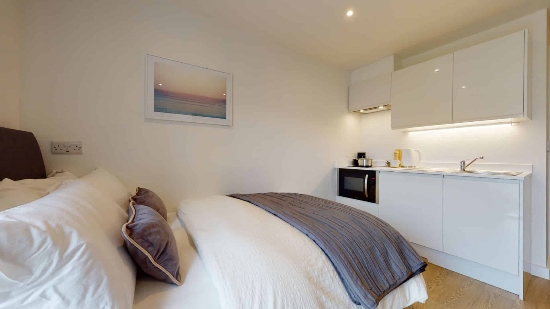 Classic Plus Accessible Studio - Bedroom