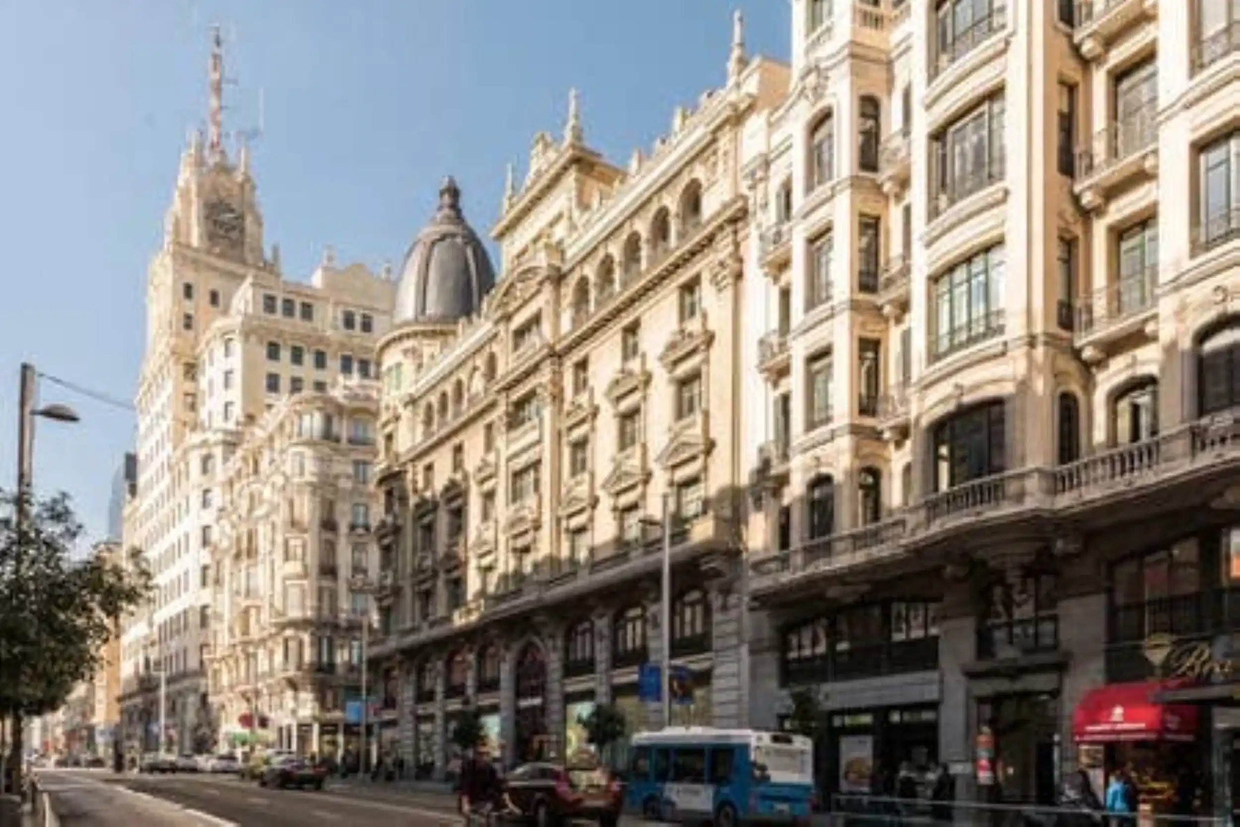 HAB 28013, Madrid - Madrid, Spain - Exterior