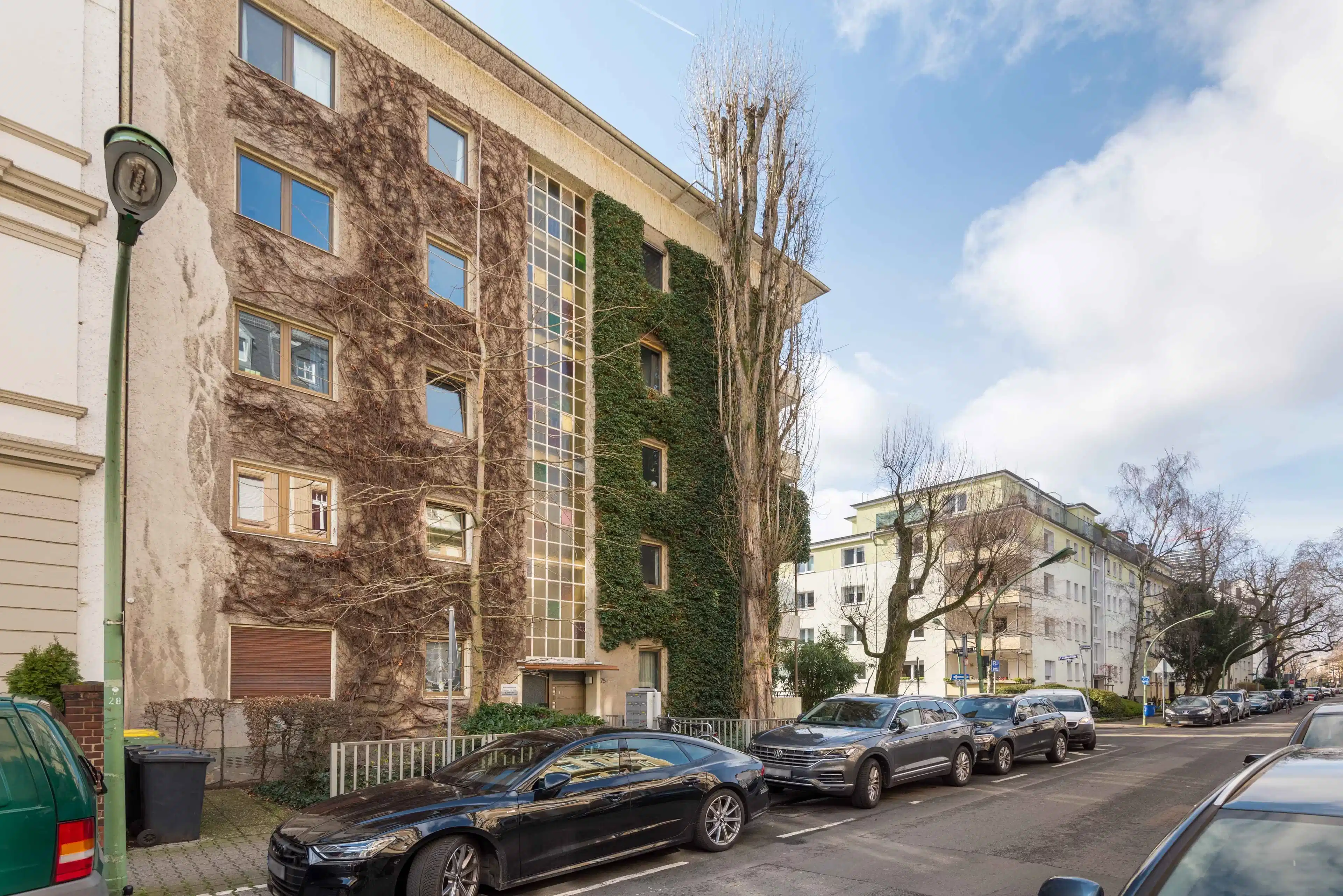 HAB 60325, Frankfurt - Frankfurt, Germany - Exterior