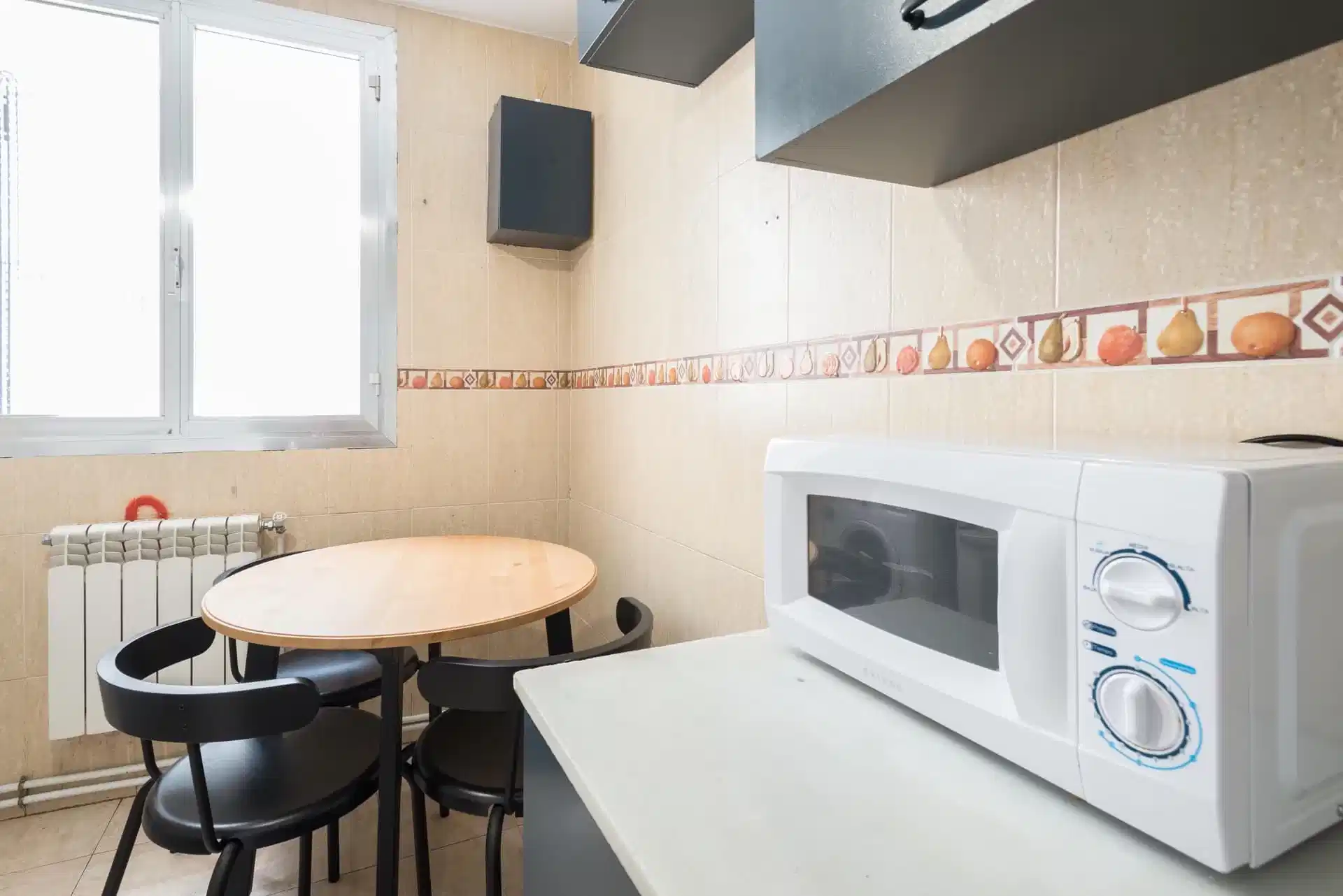 HAB 28012, Madrid - Madrid, Spain - Amenities