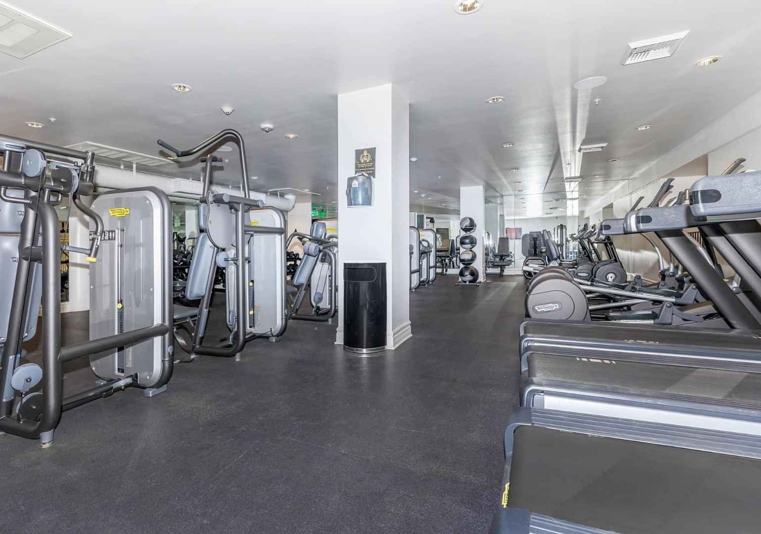 928 S. Broadway, Los Angeles - Los Angeles, California, United States - Amenities