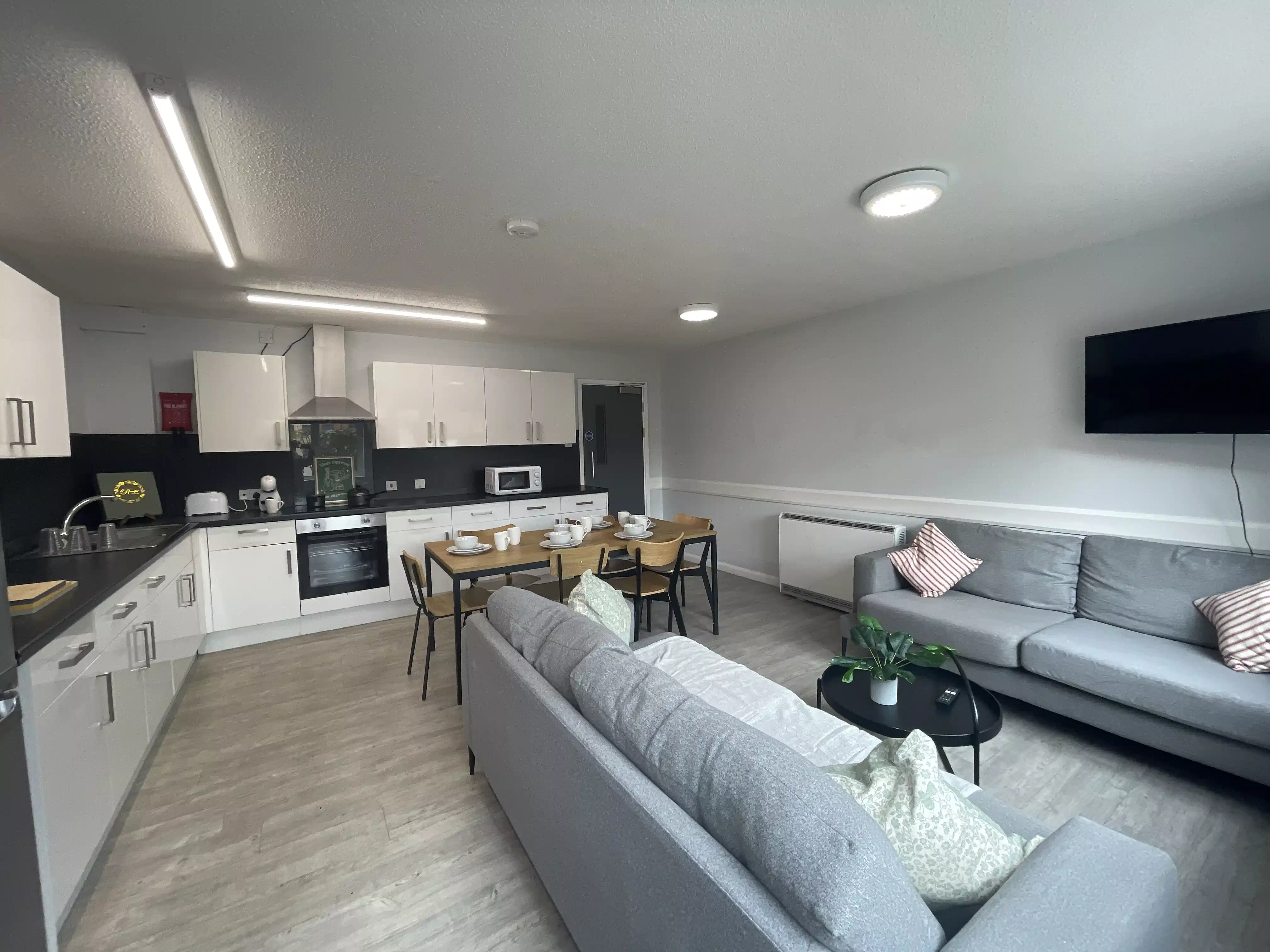 Madison Gardens, Nottingham image 33
