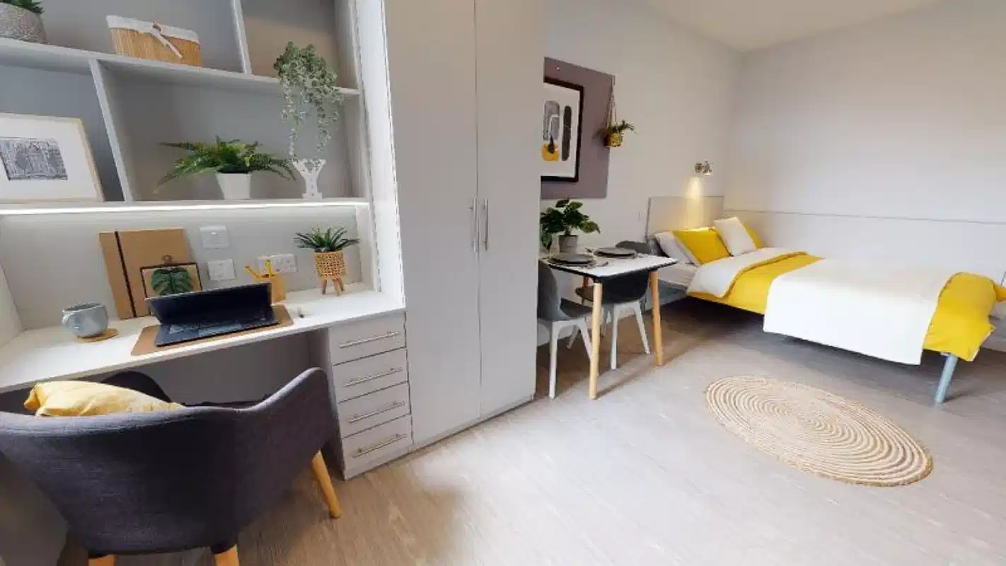 Silver 2 Bed Apartment