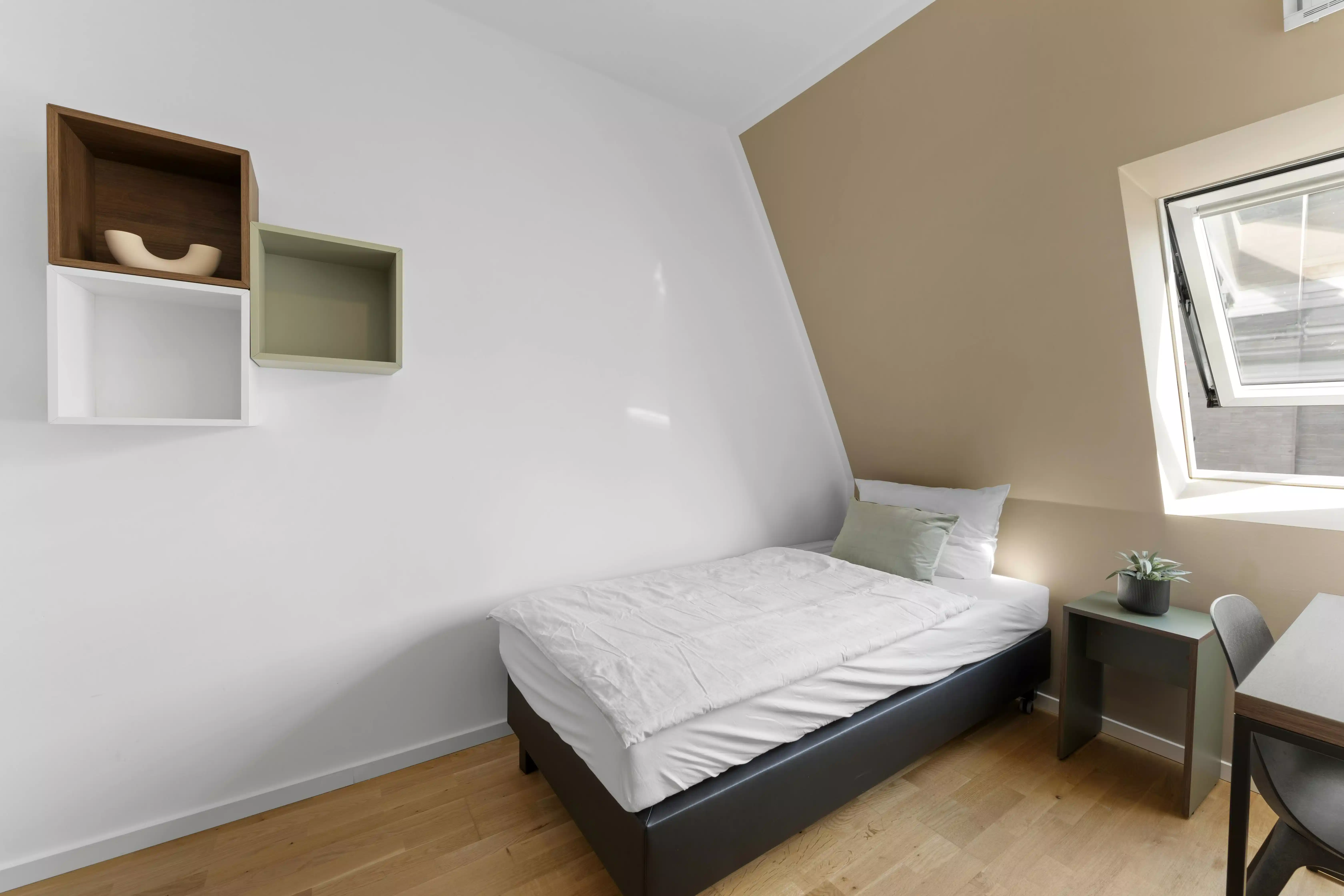 Private Room (FR.72.5)