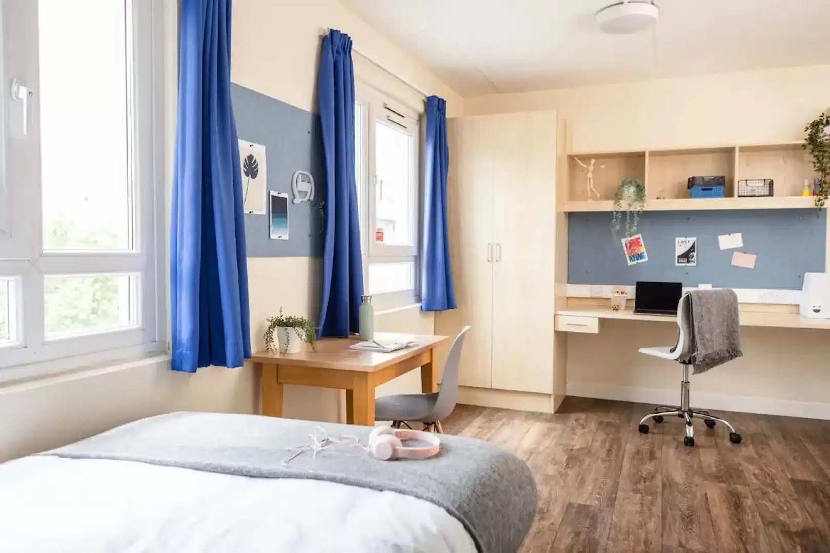 GoBritanya McMillan Residence, London image 32