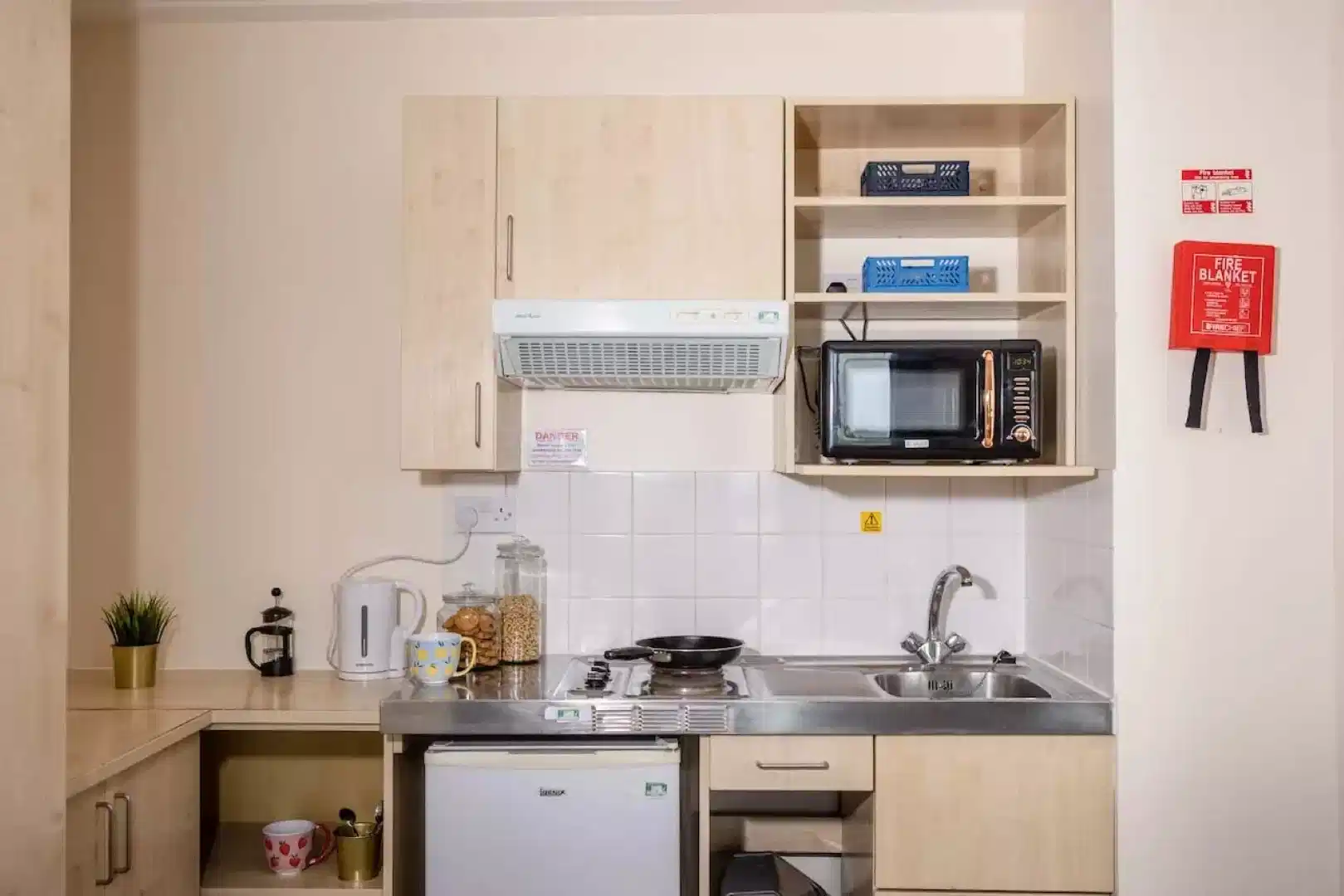 GoBritanya McMillan Residence, London image 30