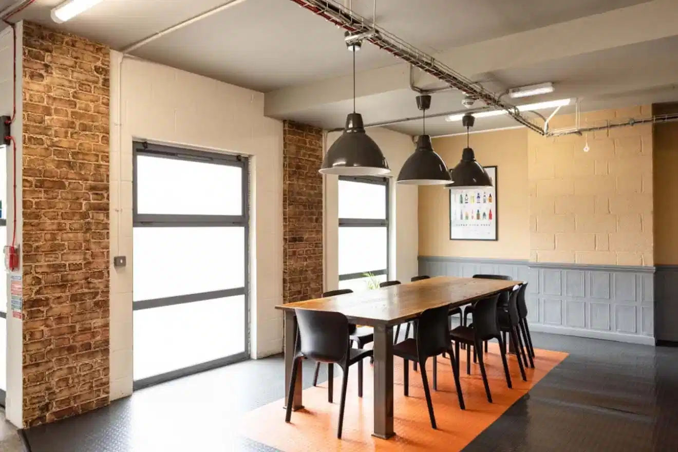 GoBritanya McMillan Residence, London view 7