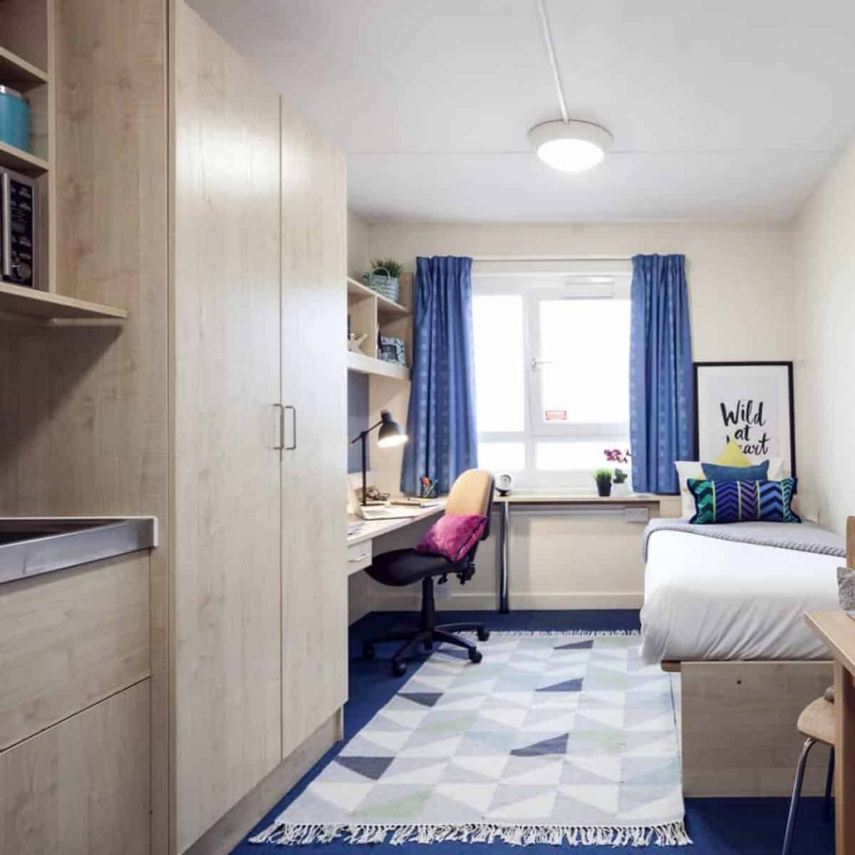 GRN - Silver Ensuite