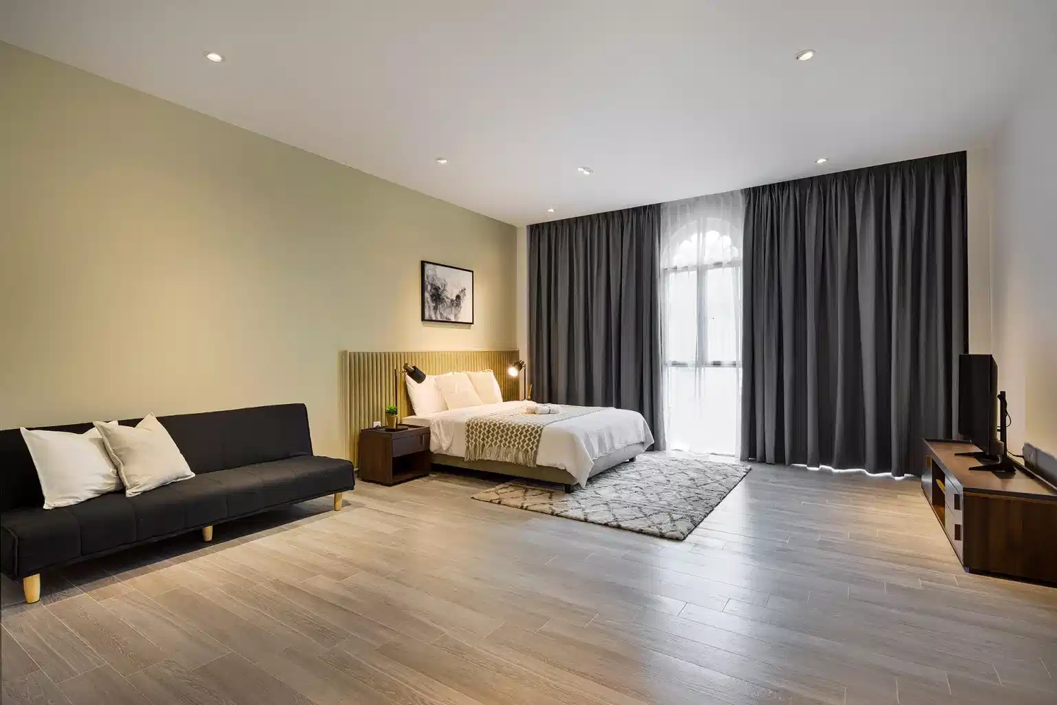 Common Area?w=400&h=260&fit=crop&q=40&auto=format&trim=auto