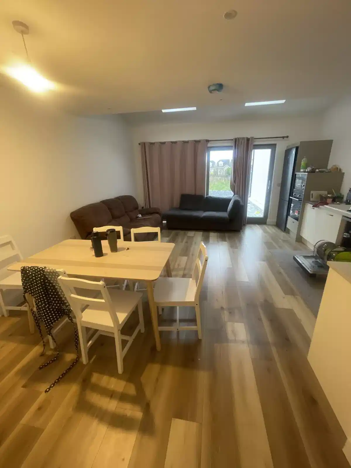 Room in a 5 Bedroom Apartment, 3 Linn Bheag, Rahoon Rd, Galway H91 0H95 2