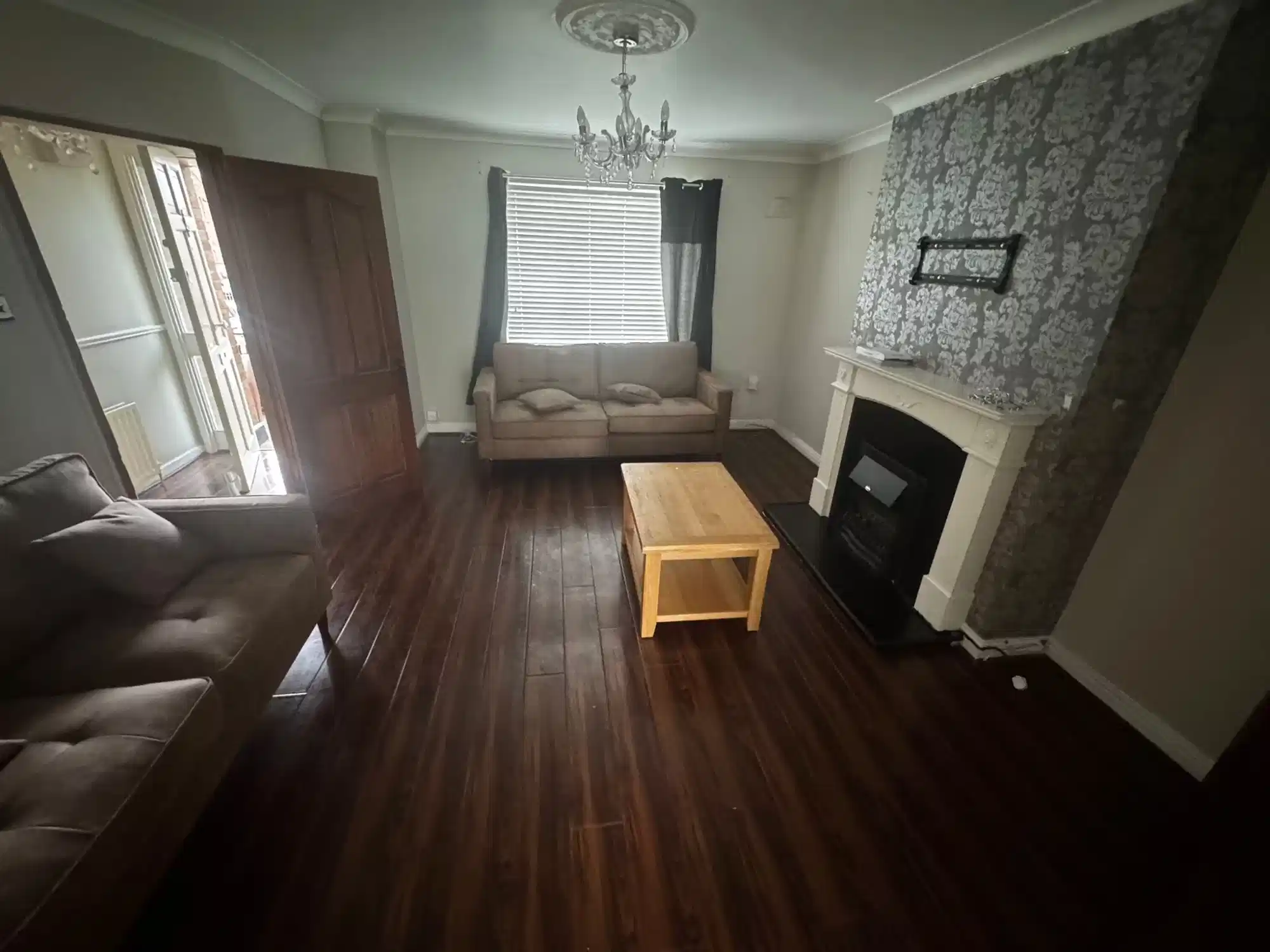 Room in a 3 Bedroom Apartment, 23 Ashmount, Blakestown Rd, Mulhuddart, Dublin 15, D15 E95F 5
