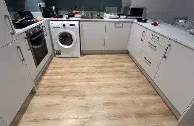 Room in a 2 Bedroom Apartment, Ardhu Apartments, Roses Avenue, Kilrush, Limerick V94 1X64 - Limerick, Ireland - Kitchen