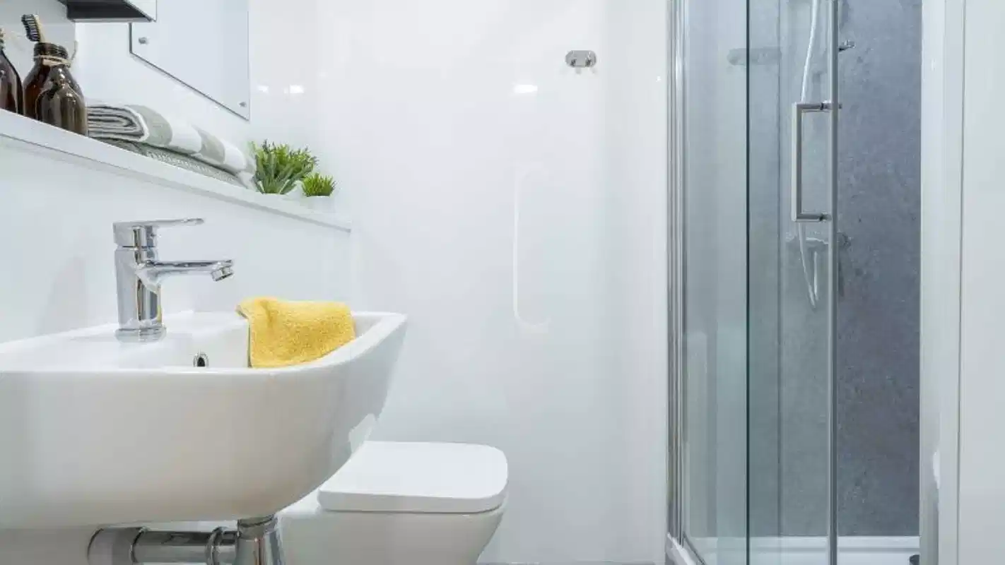 Exterior?w=400&h=260&fit=crop&q=40&auto=format&trim=auto