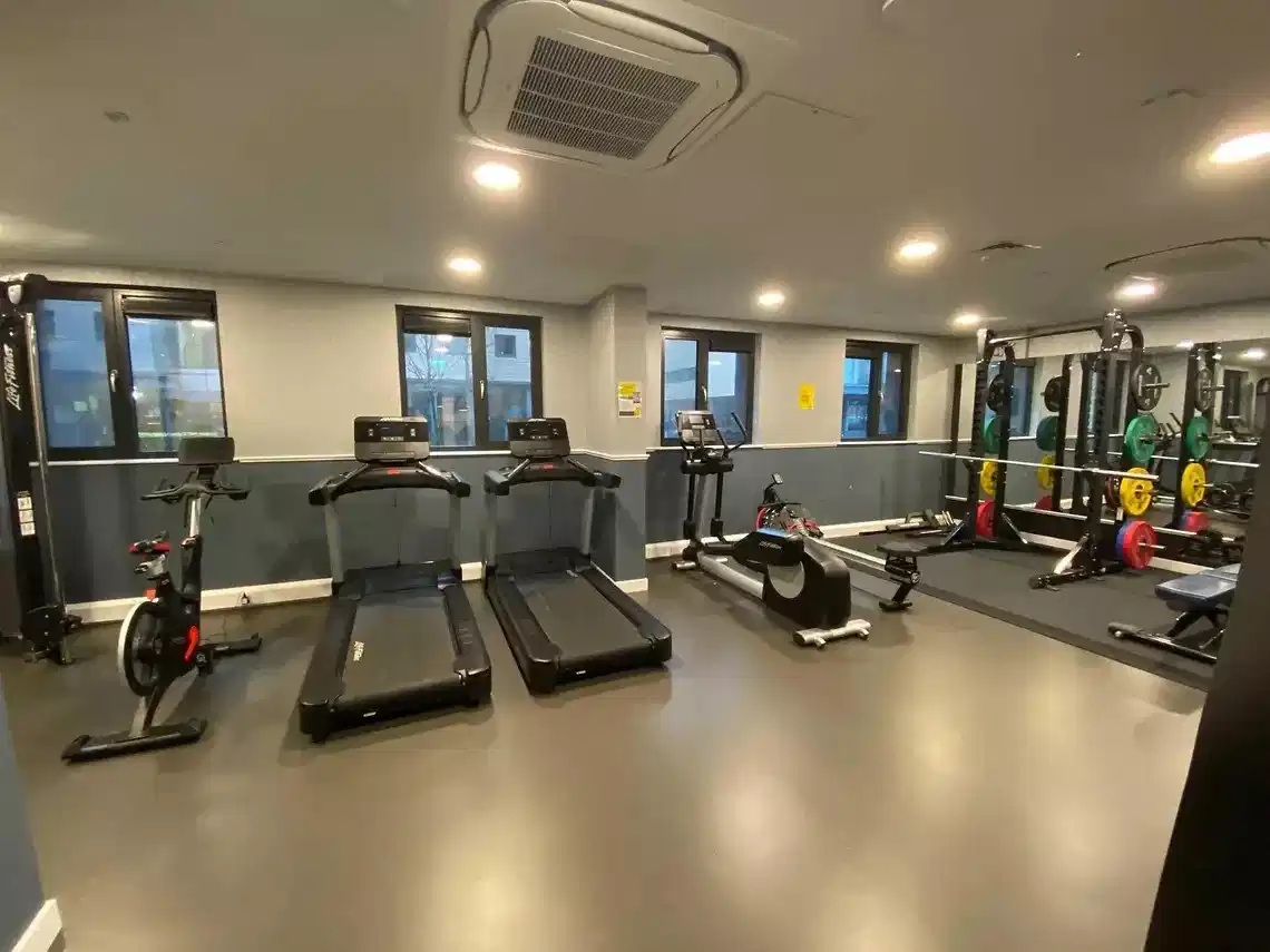 Yugo Bailey Point, Bournemouth - Bournemouth, England, United Kingdom - Amenities