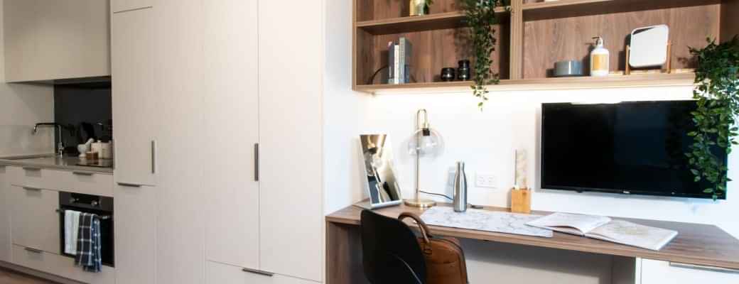 Amenities?w=400&h=260&fit=crop&q=40&auto=format&trim=auto