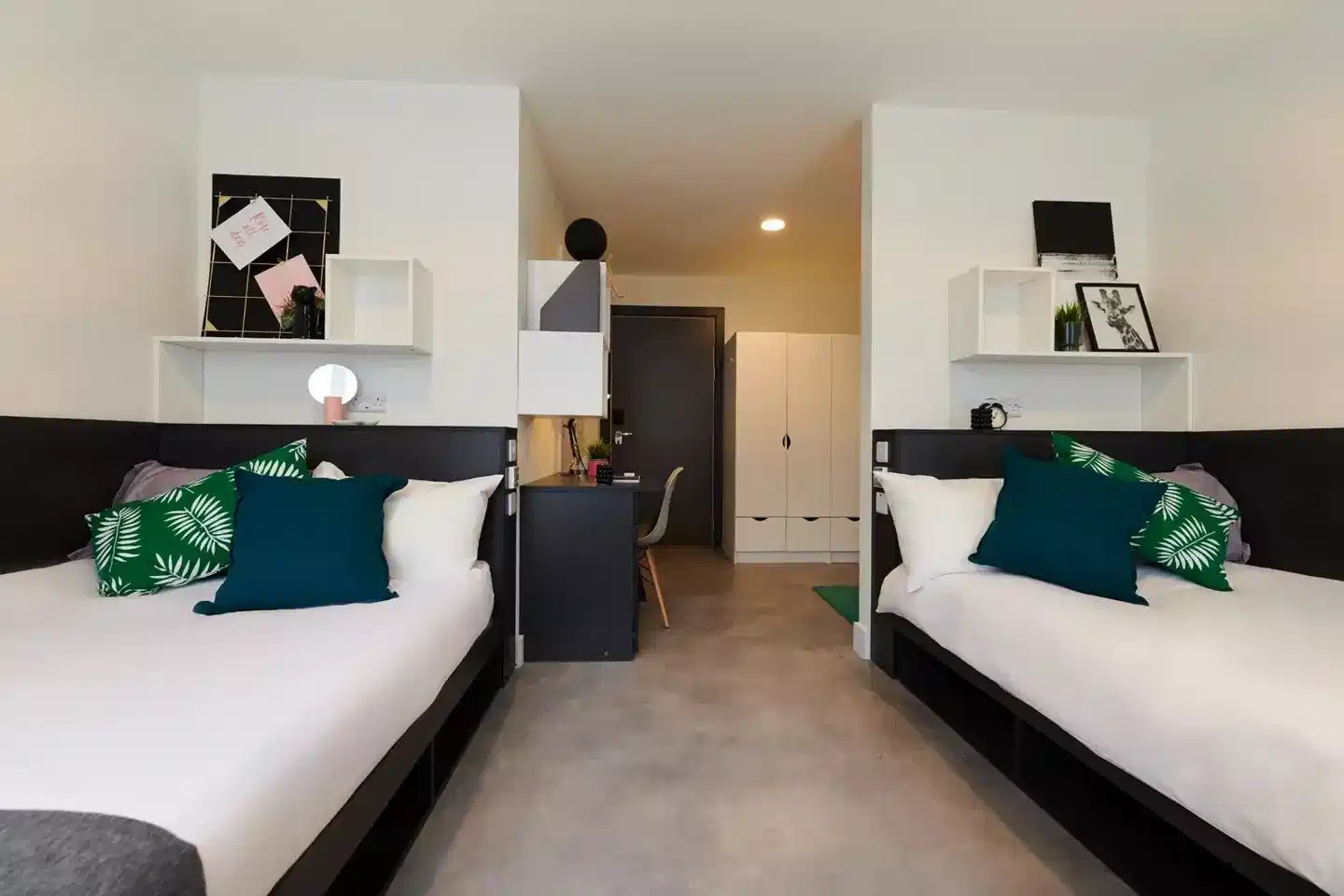 Twin Ensuite