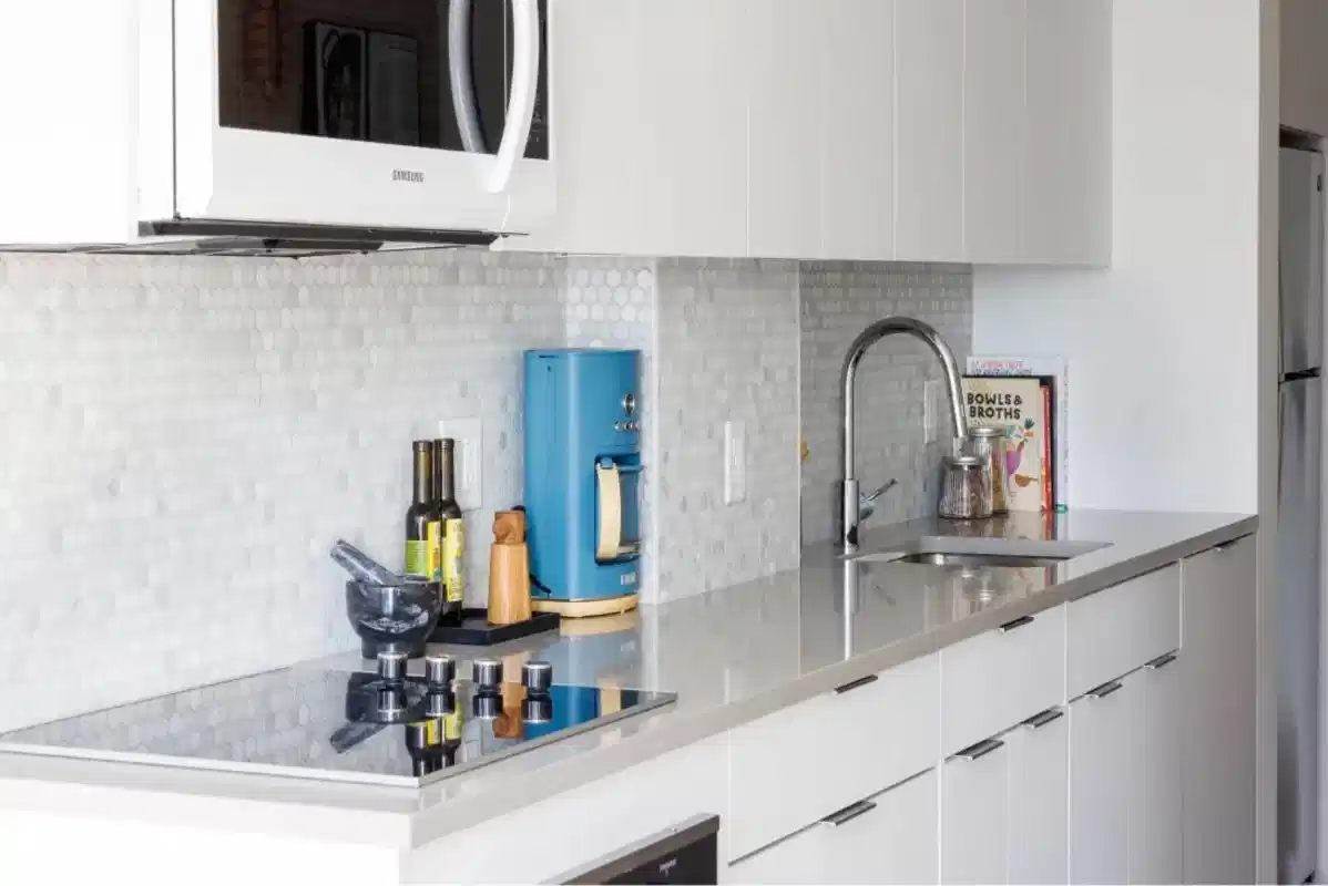 Newark Urby, Newark - Newark, New Jersey, United States - Kitchen